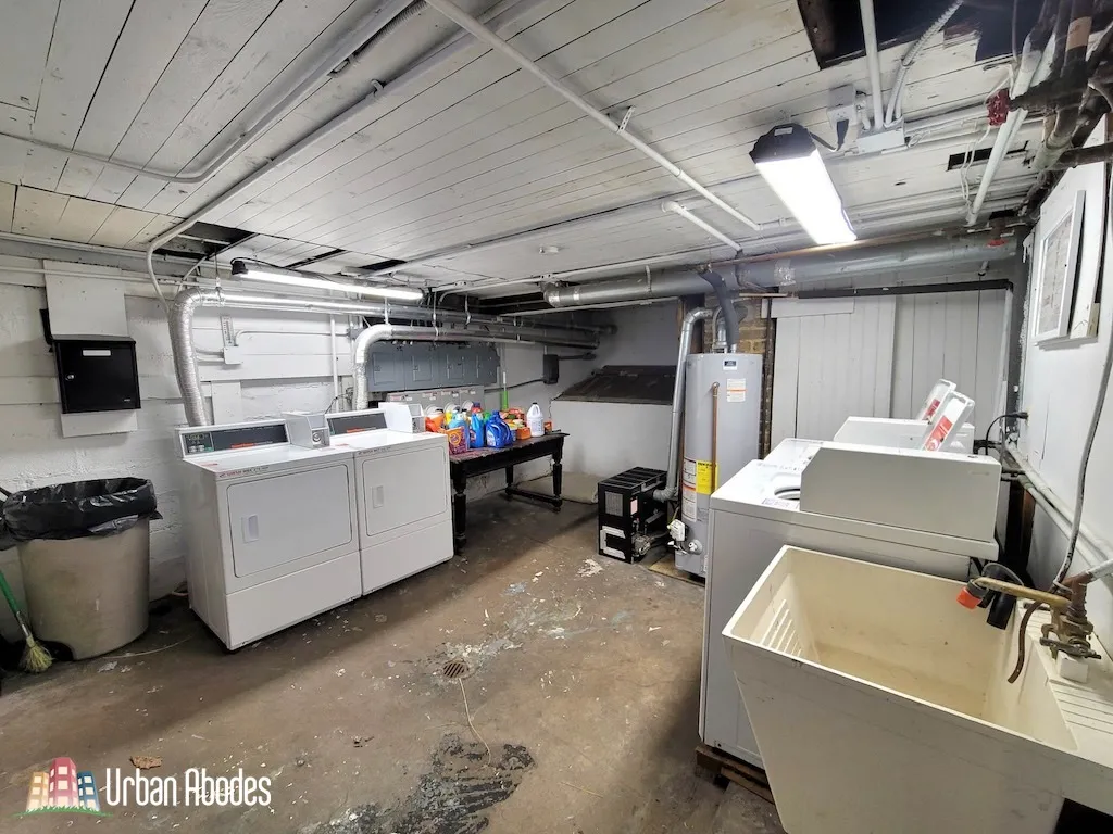 1211 W MELROSE ST 60657-unit#3-Chicago-IL