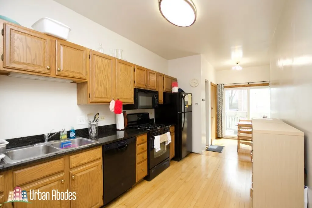 6717 N SHERIDAN RD 60626-unit#S3-Chicago-IL