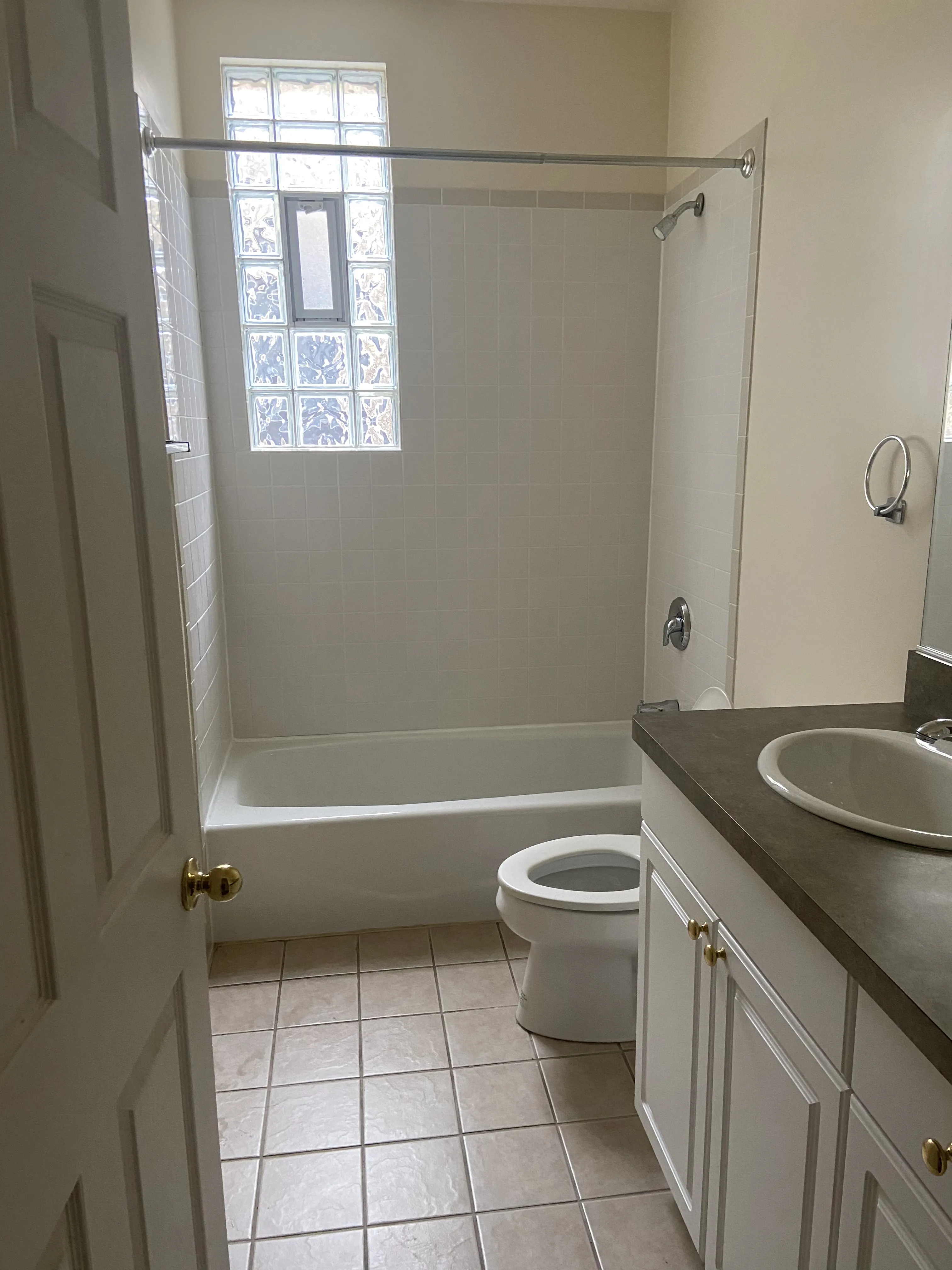 644 W GRACE ST 60613-unit#3-Chicago-IL