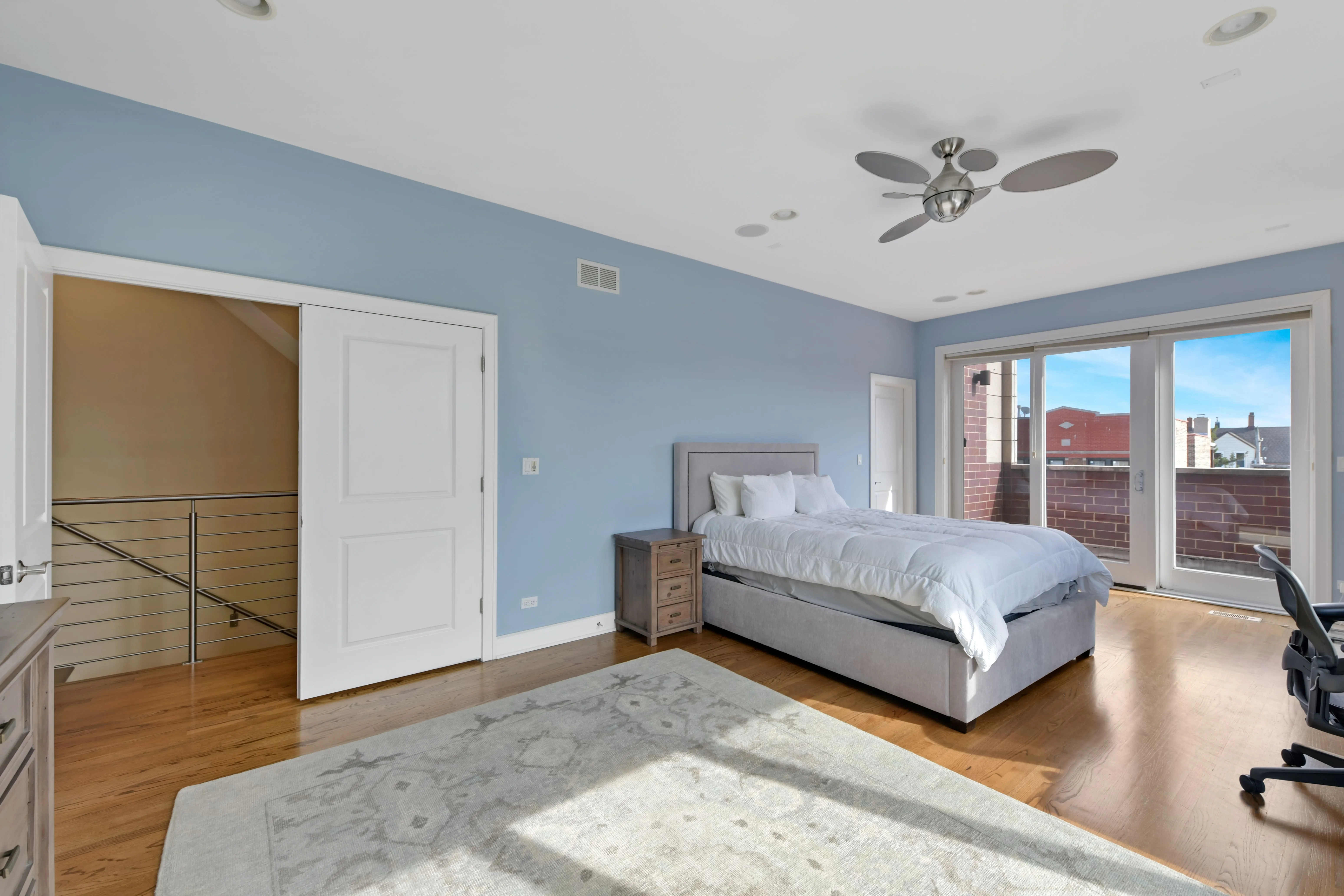 2224 W ROSCOE ST 60618-unit#A-Chicago-IL