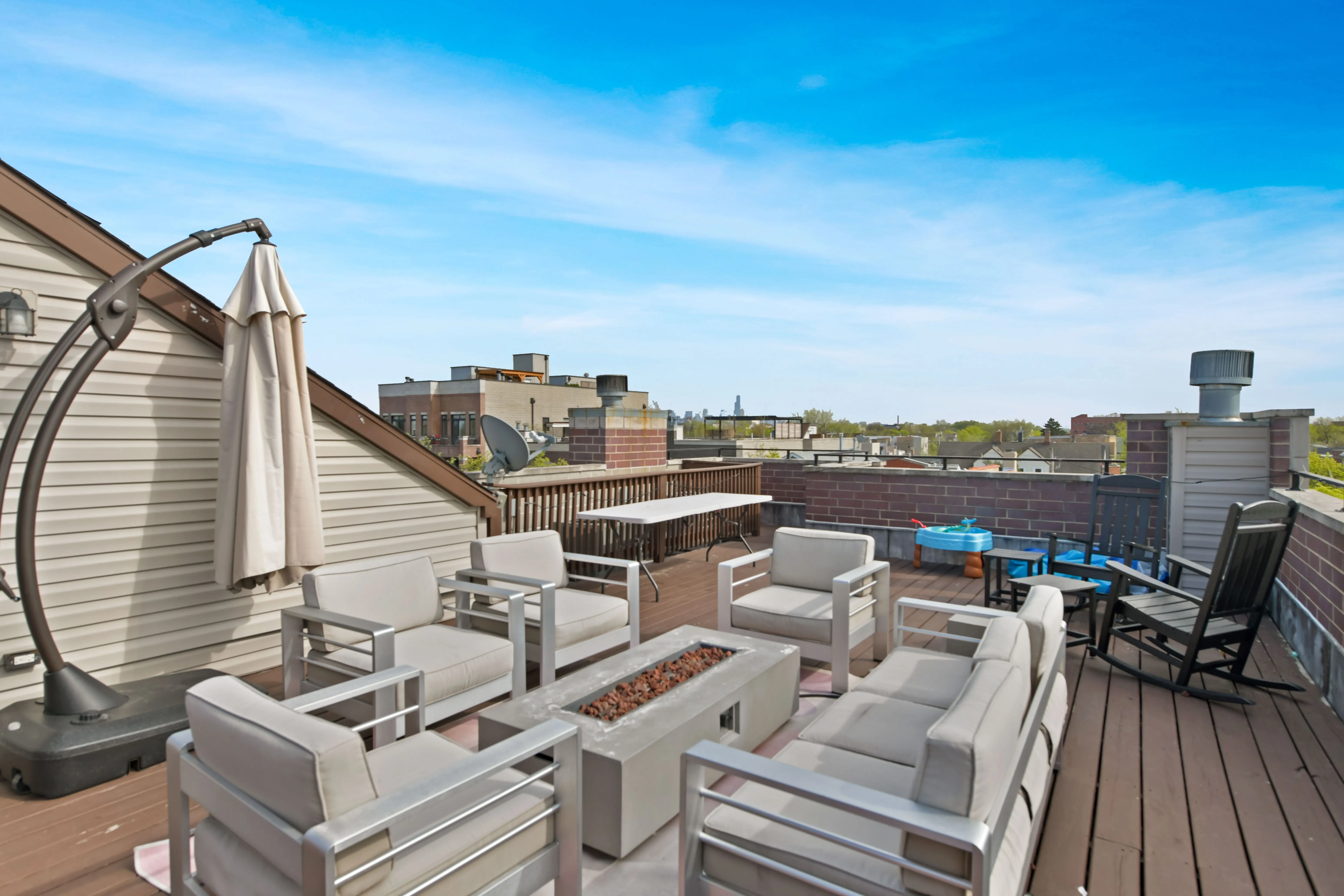 2224 W ROSCOE ST 60618-unit#A-Chicago-IL