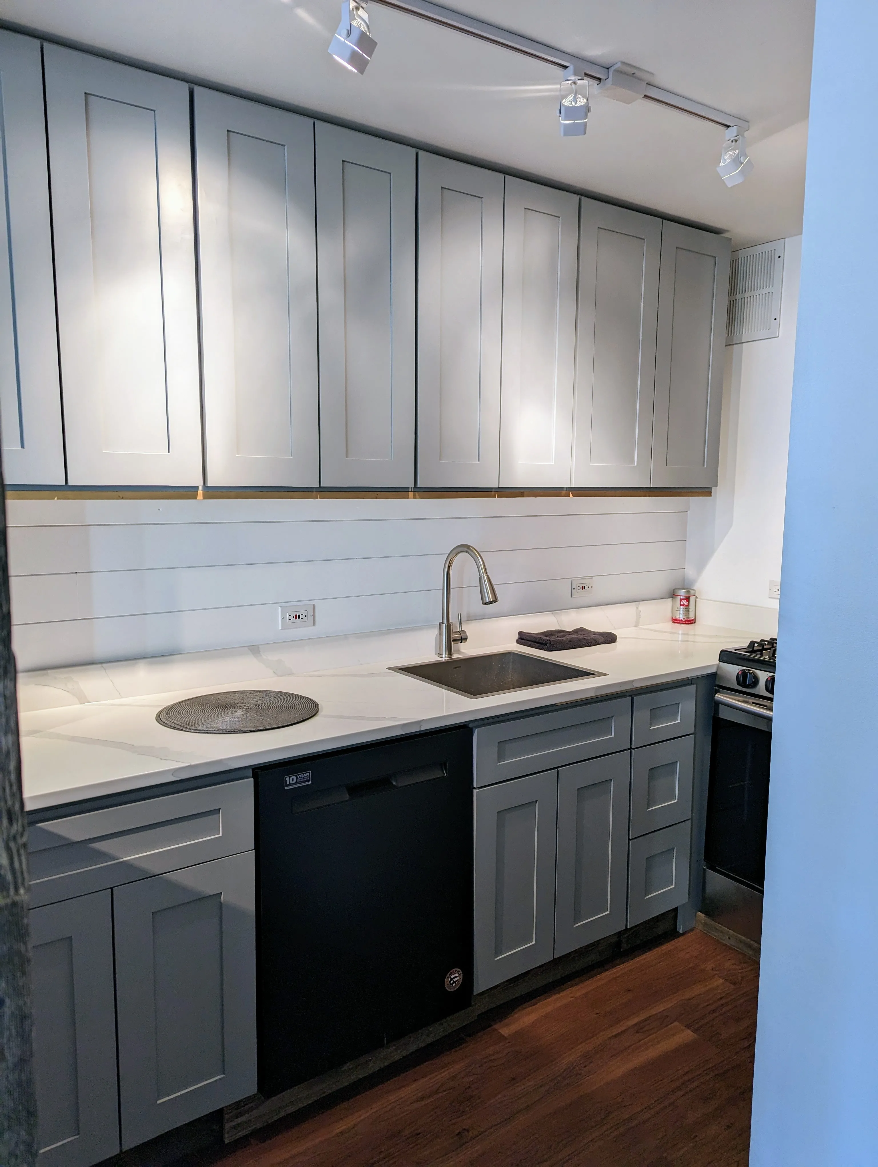 1 E SCOTT ST 60610-ONE EAST SCOTT -unit#805-Chicago-IL