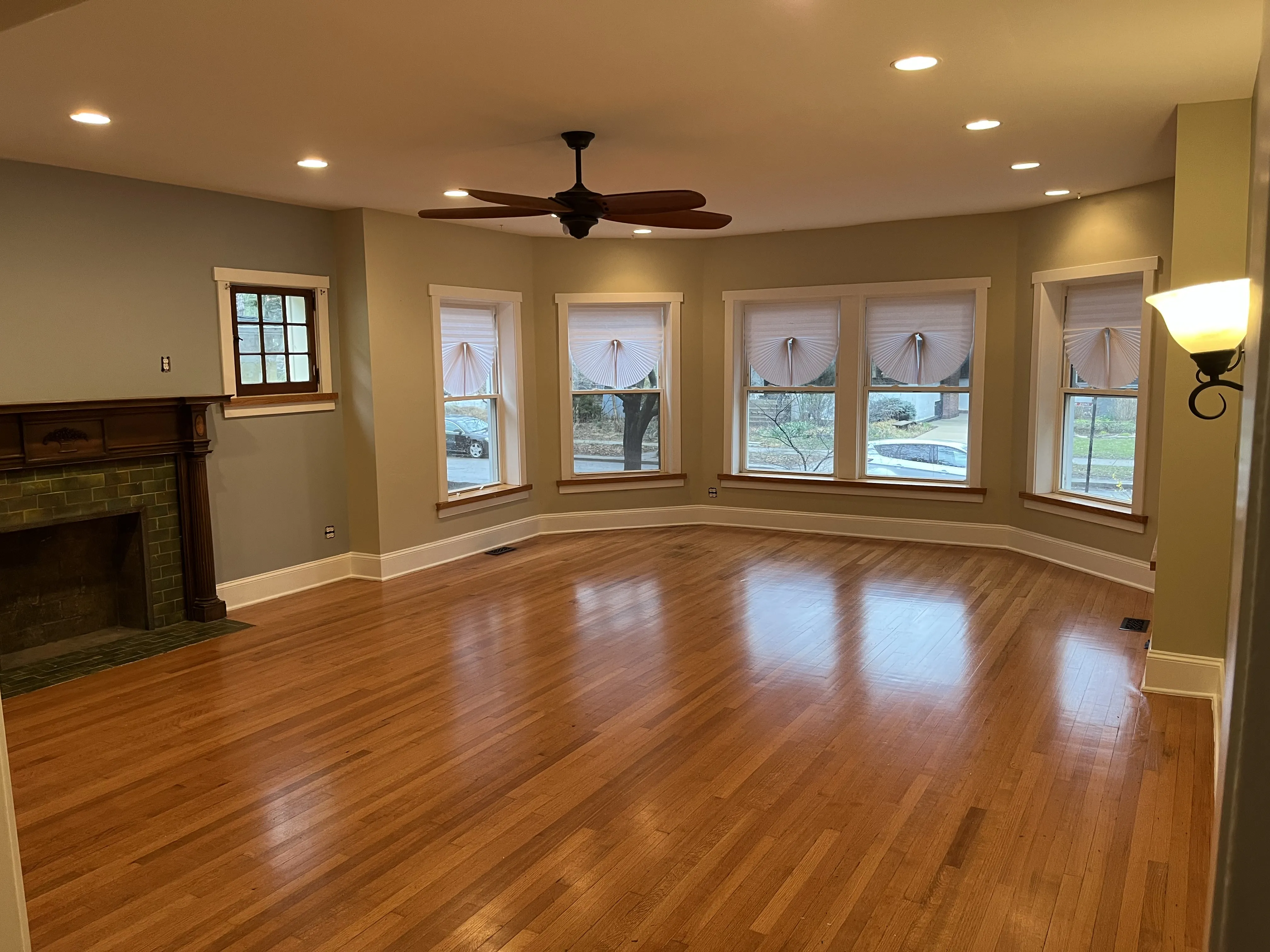 1521 W JUNEWAY TER 60626-unit#1-W-Chicago-IL