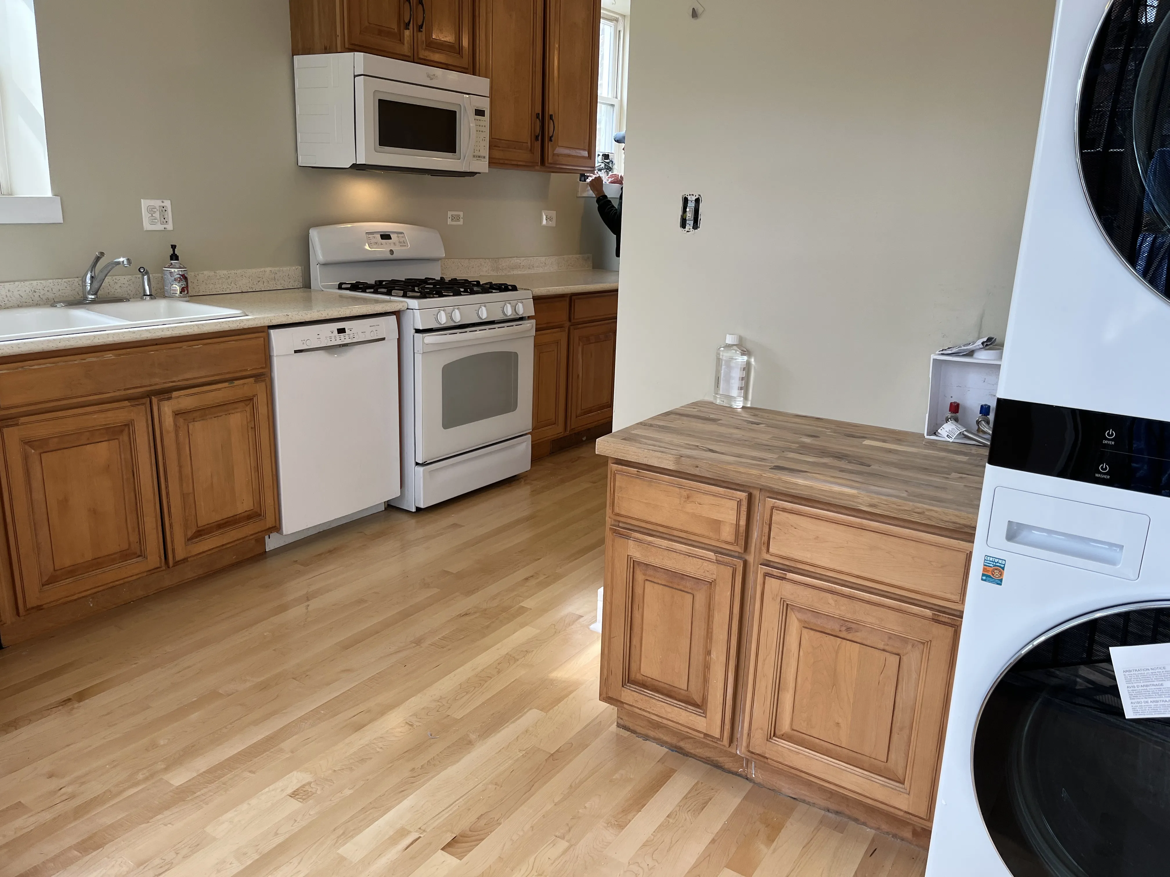 1521 W JUNEWAY TER 60626-unit#1-W-Chicago-IL