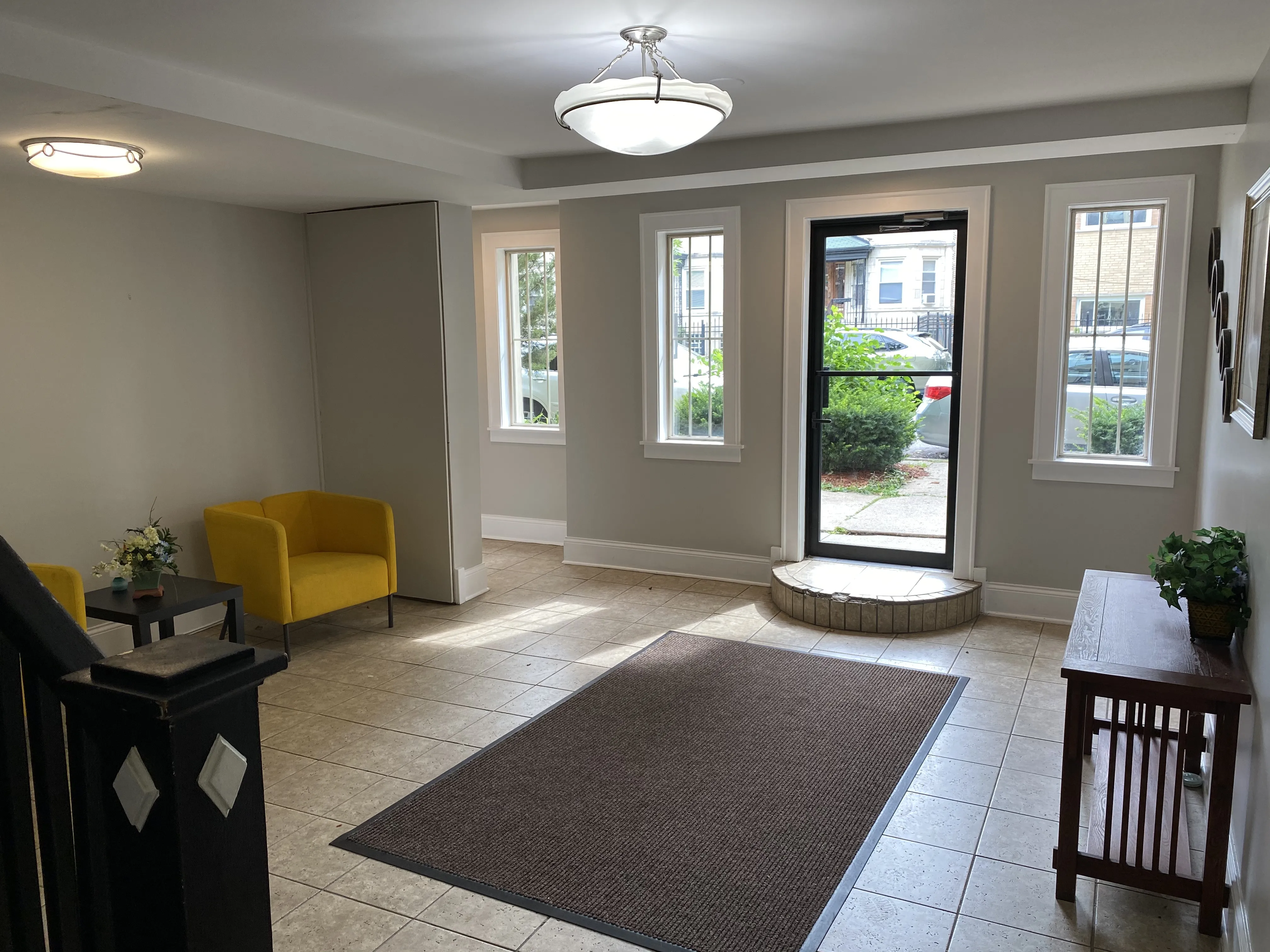 6818 N WAYNE AVE 60626-unit#A105-Chicago-IL