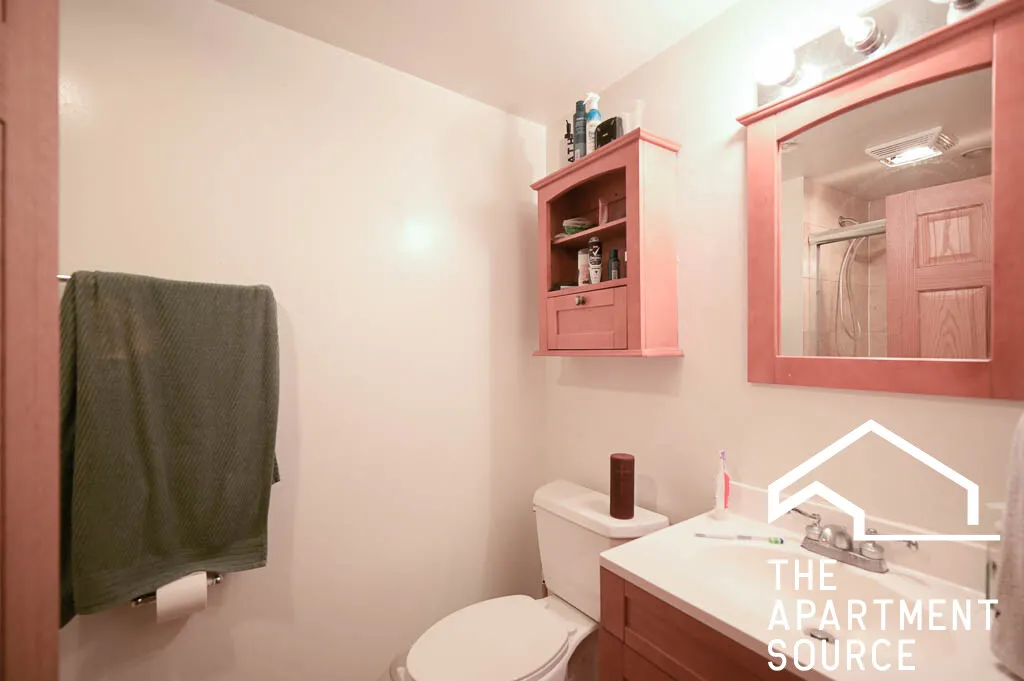 665 W CORNELIA AVE 60657-unit#G-Chicago-IL