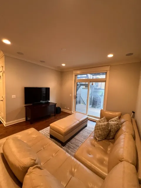 2042 N RACINE AVE 60614-unit#1-Chicago-IL