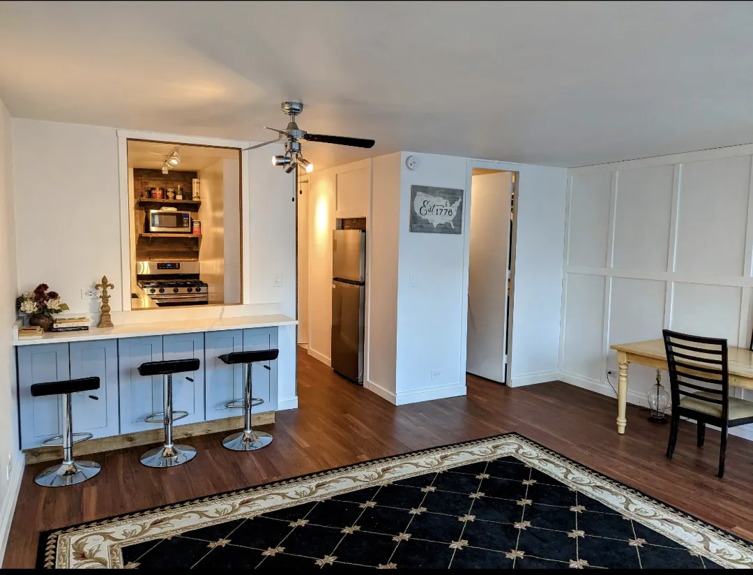 1 E SCOTT ST 60610-ONE EAST SCOTT -unit#805-Chicago-IL