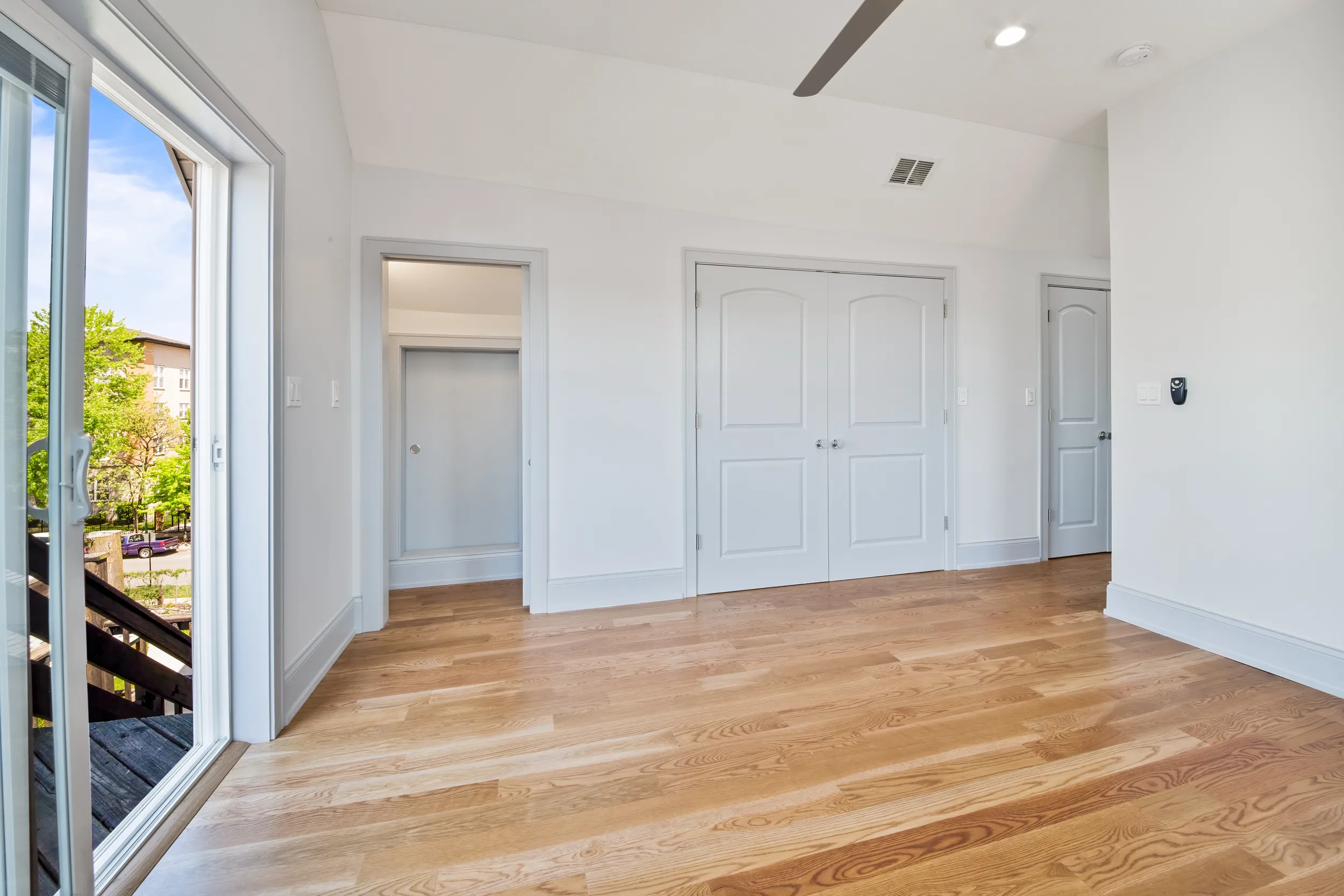 1850 N WASHTENAW AVE 60647-unit#2-Chicago-IL