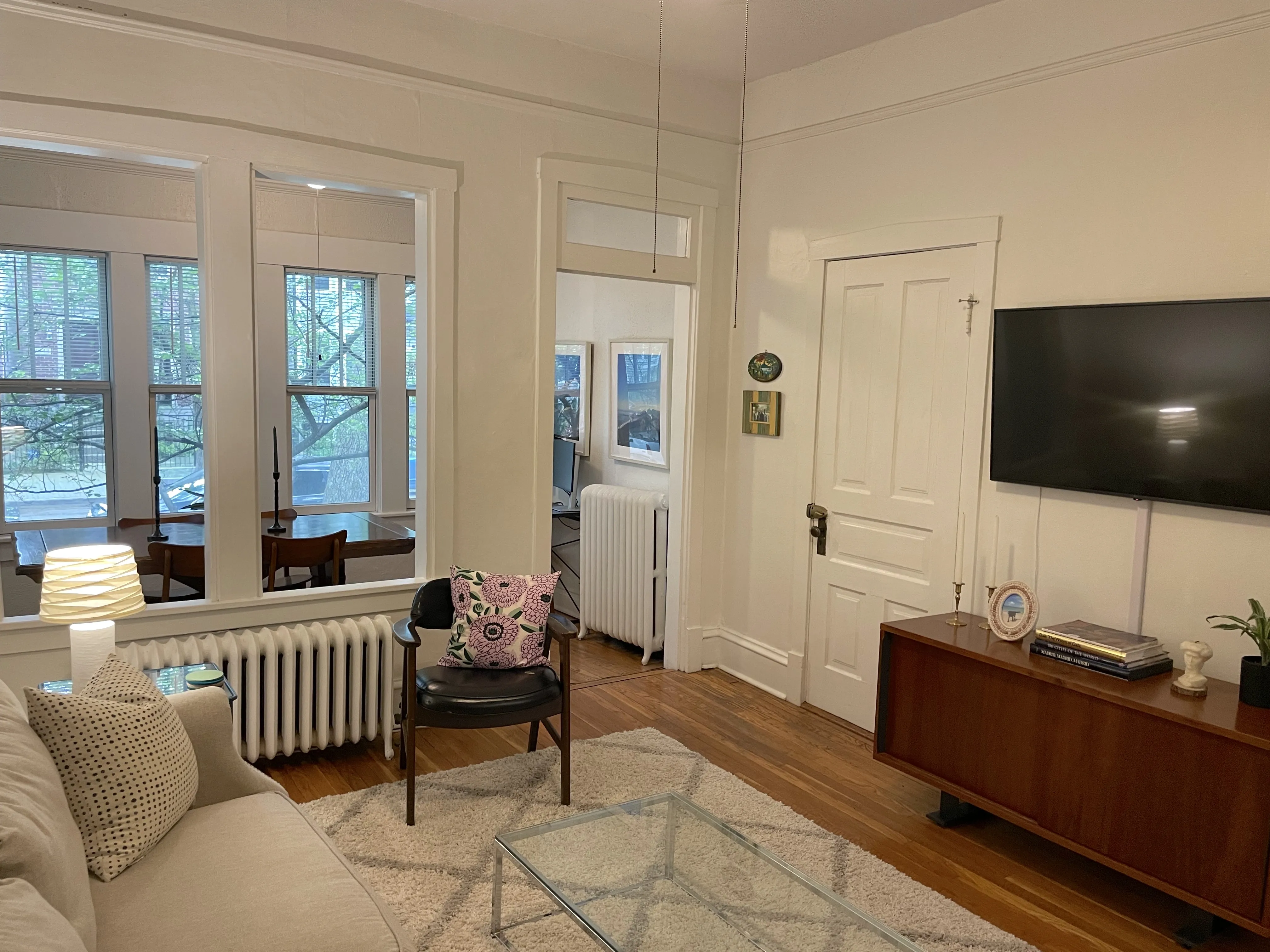 1242 W NELSON ST 60657-unit#1F-Chicago-IL