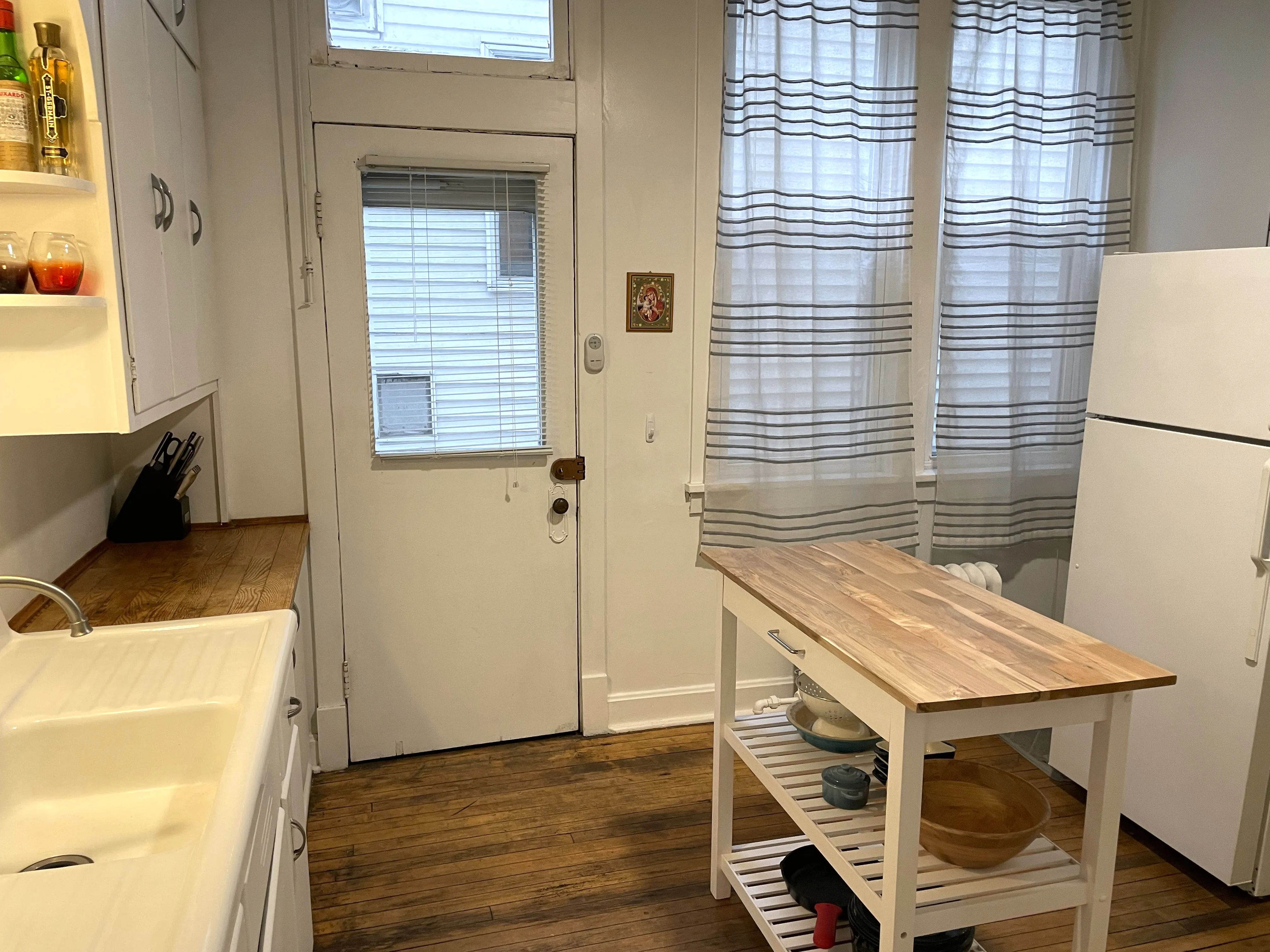 1242 W NELSON ST 60657-unit#1F-Chicago-IL