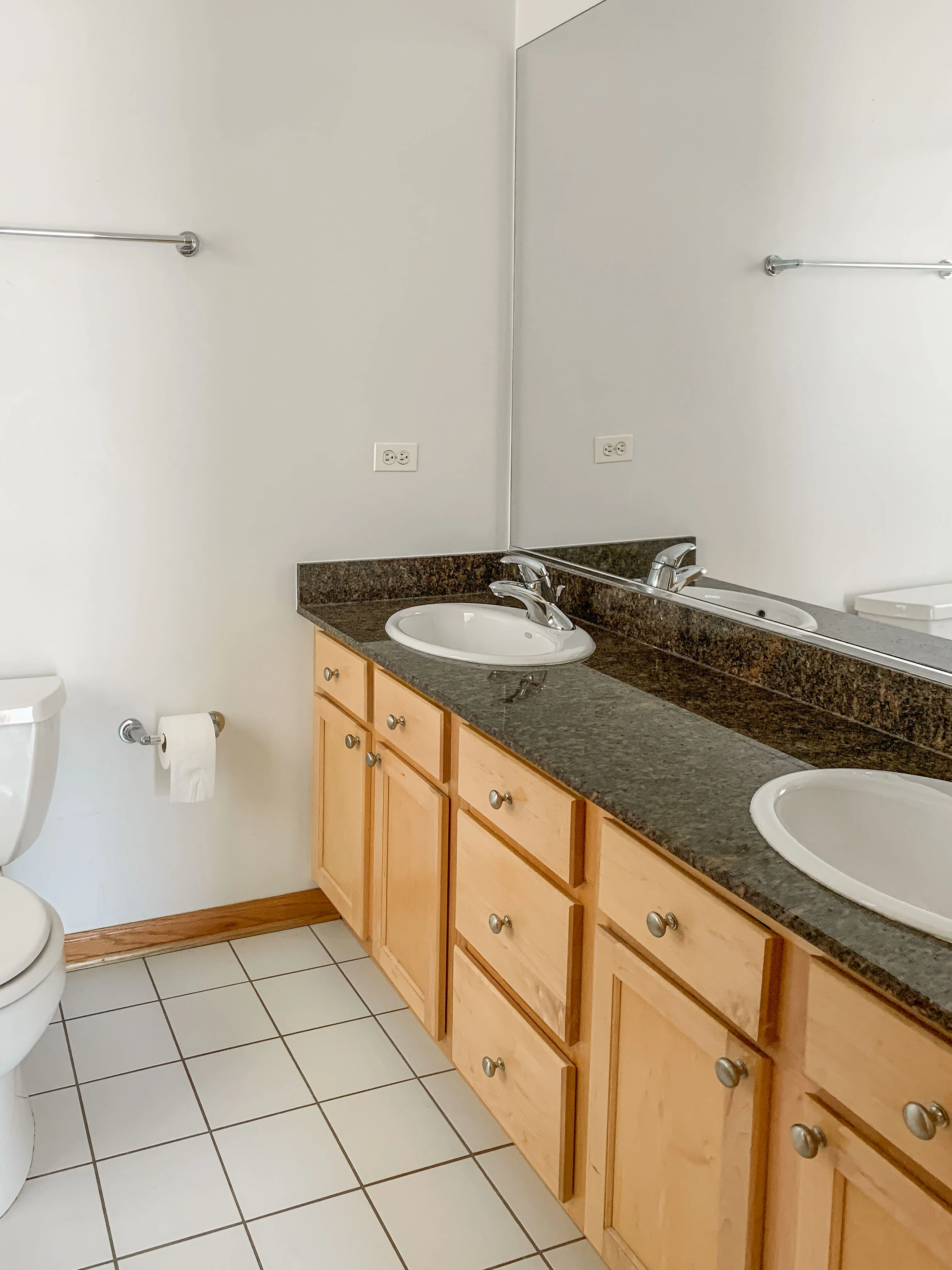 1103 W CORNELIA AVE 60657-unit#02-Chicago-IL