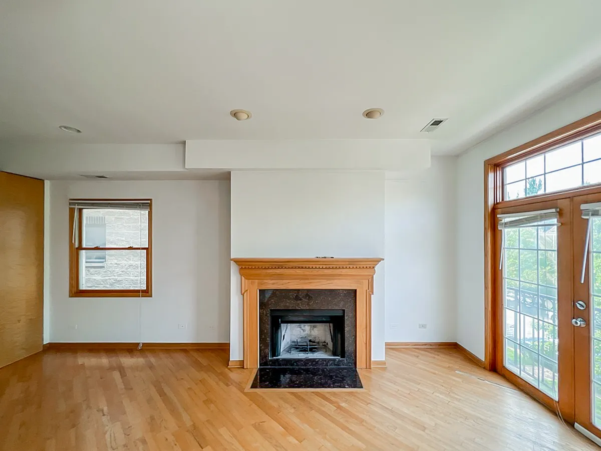 1103 W CORNELIA AVE 60657-unit#02-Chicago-IL