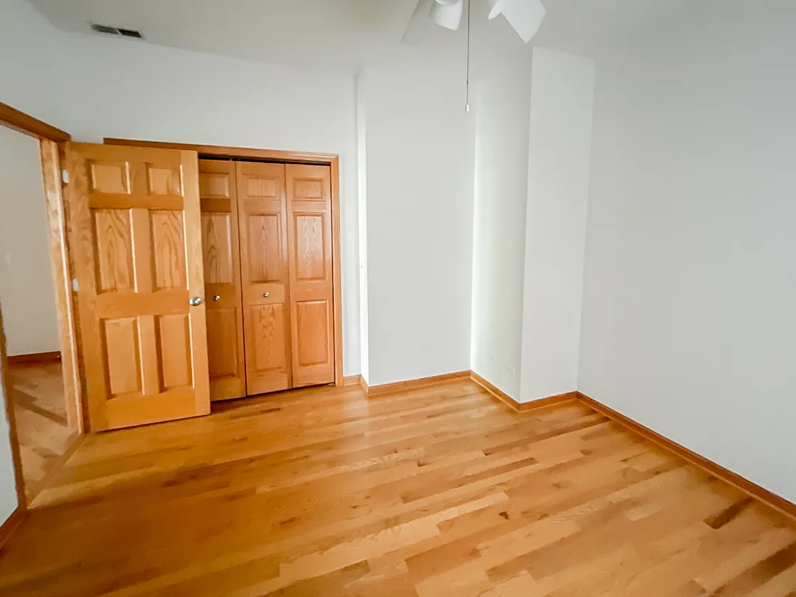 1103 W CORNELIA AVE 60657-unit#02-Chicago-IL