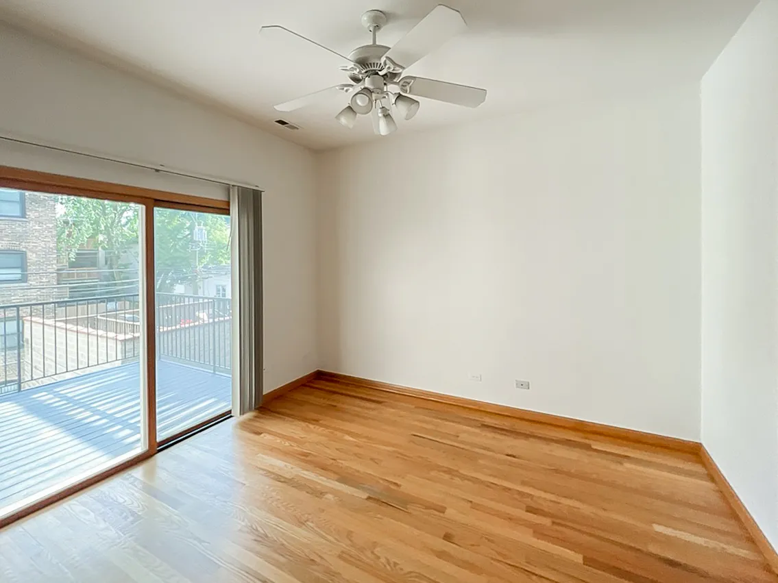 1103 W CORNELIA AVE 60657-unit#02-Chicago-IL