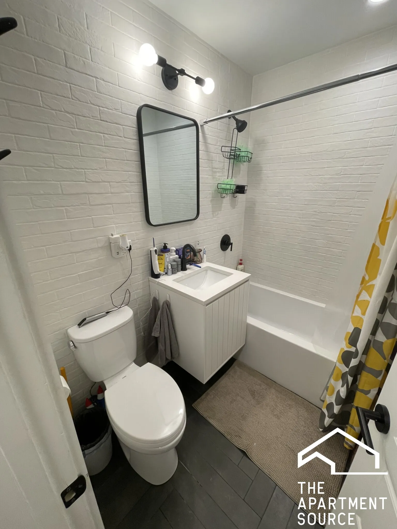 1400 W OLIVE AVE 60660-unit#3-Chicago-IL