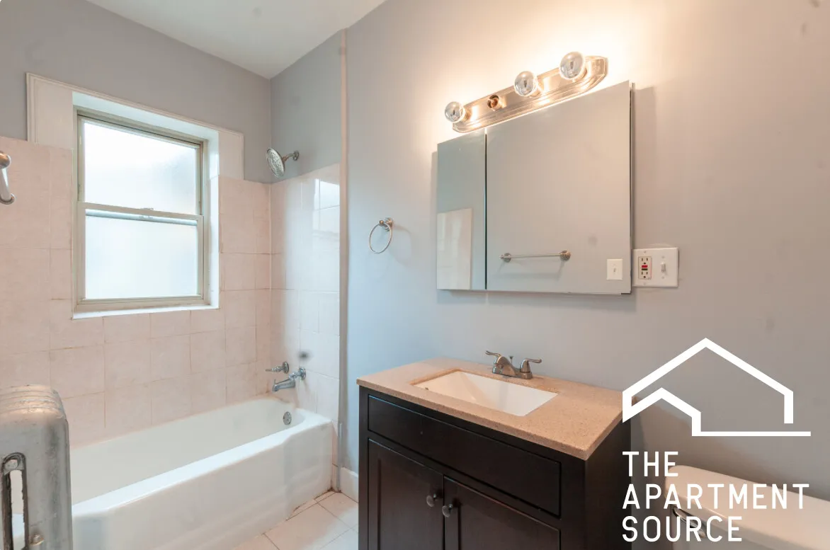 1418 N MOHAWK ST 60610-unit#1N-Chicago-IL