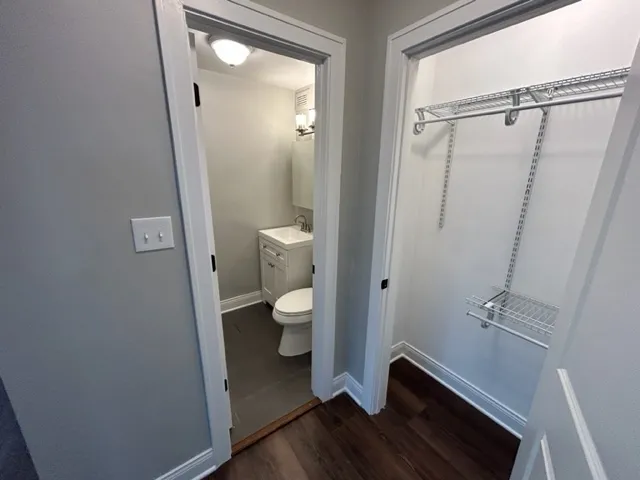 2020 W FARWELL AVE 60645-unit#308-Chicago-IL