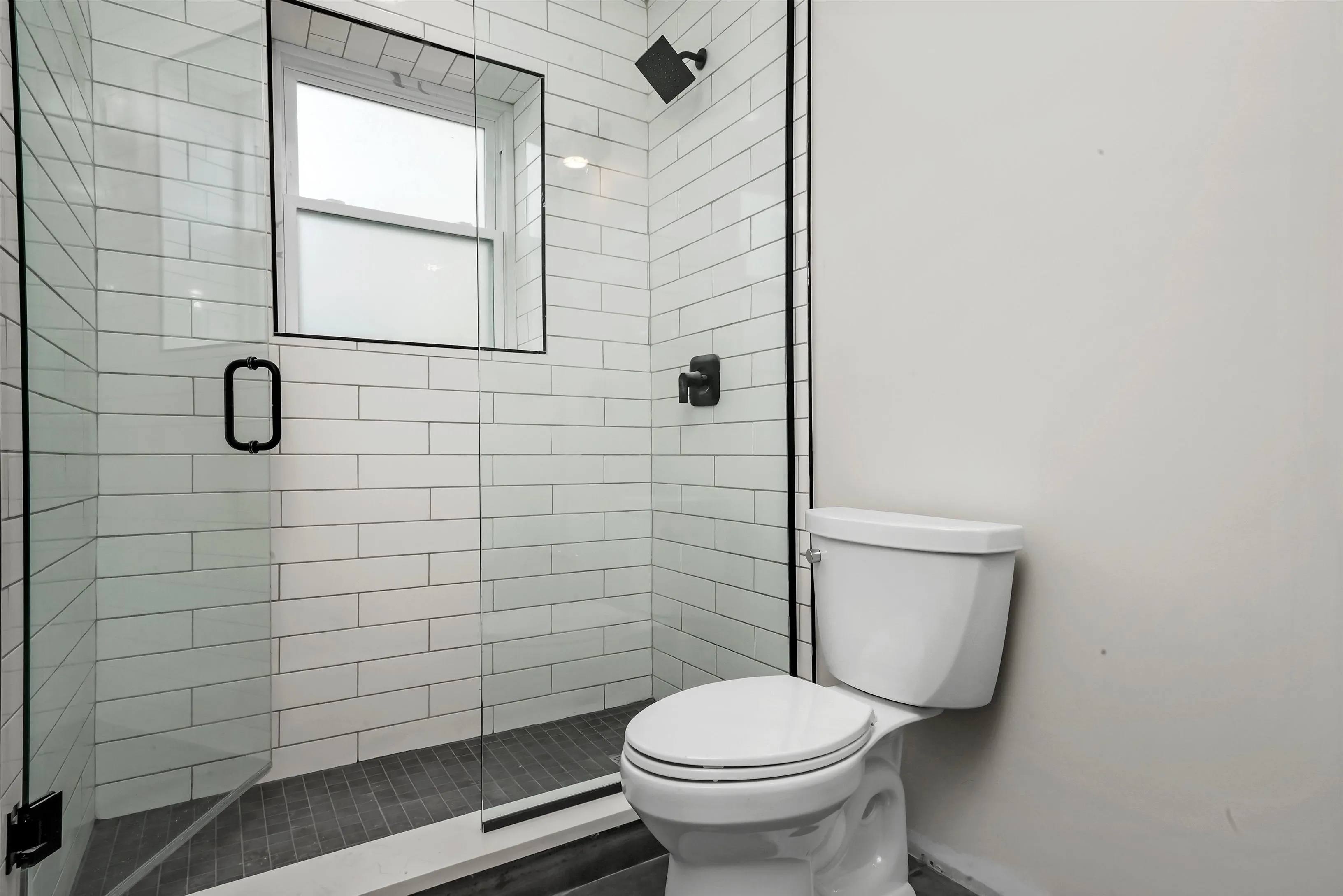 3556 W BELMONT AVE 60618-unit#2R-Chicago-IL