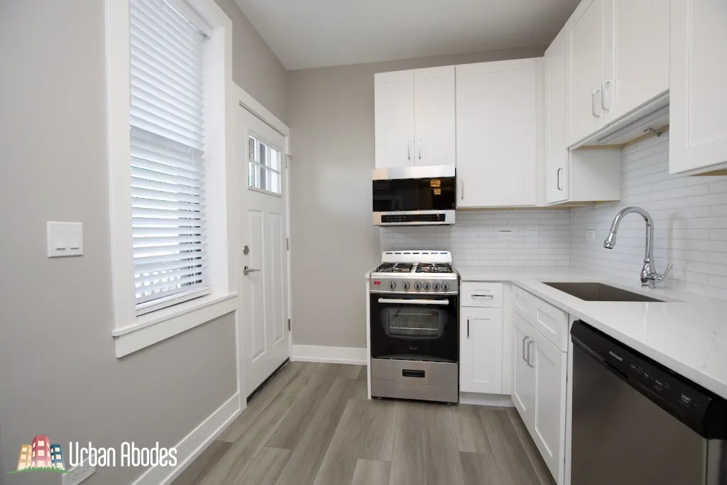 3943 N JANSSEN AVE 60613-unit#N4-Chicago-IL