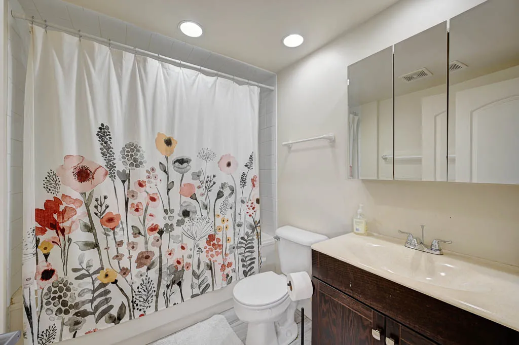 1942 N HALSTED ST 60614-unit#2-Chicago-IL