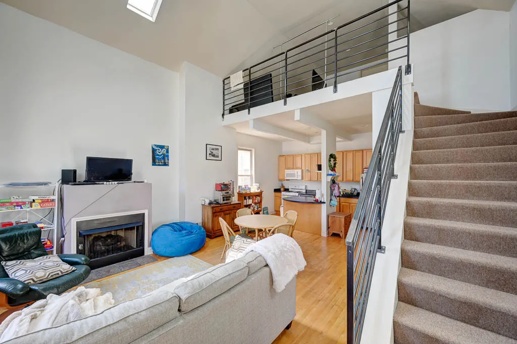 1942 N HALSTED ST 60614-unit#2-Chicago-IL