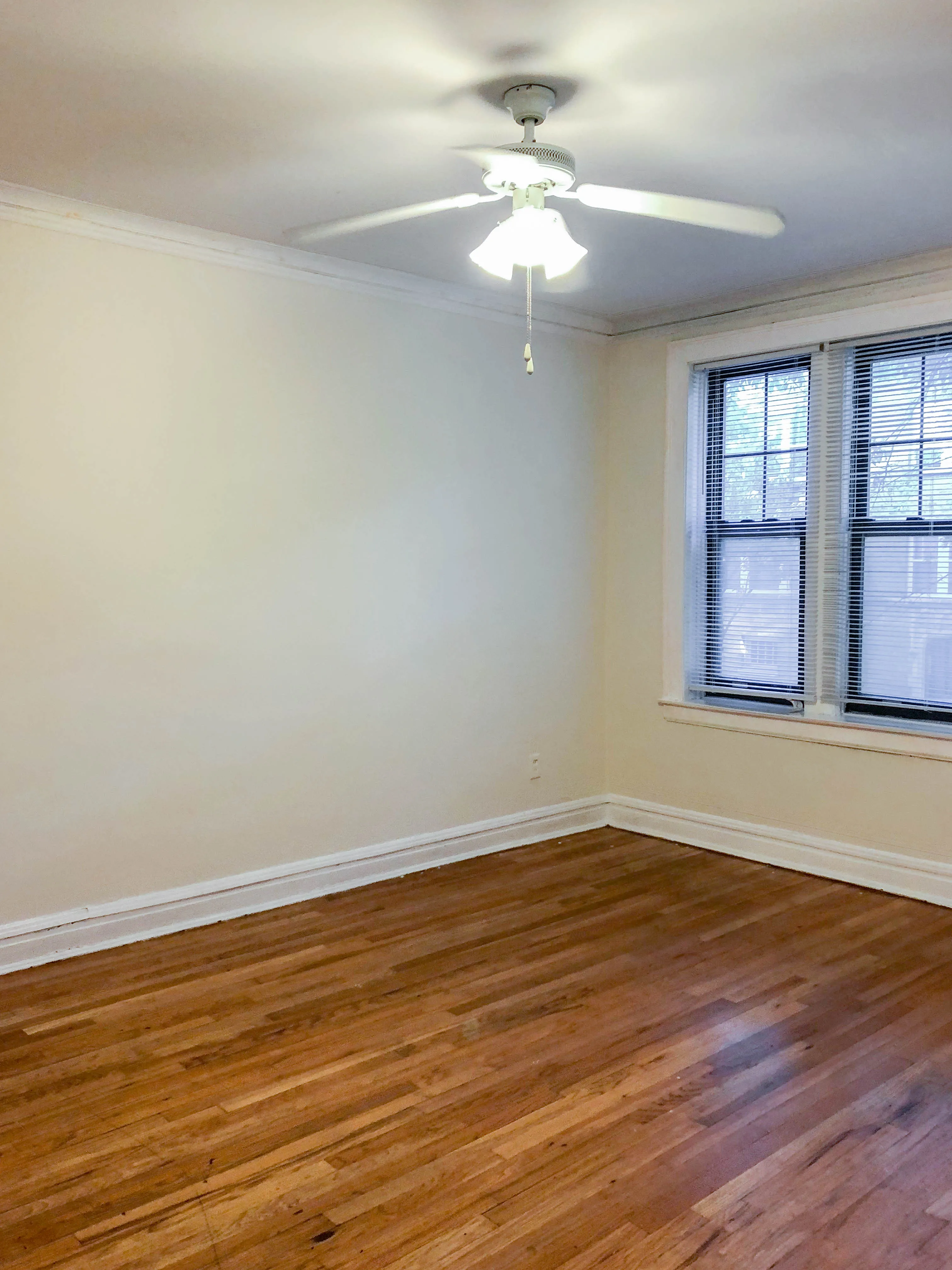 1949 W WINNEMAC AVE 60640-unit#1-Chicago-IL