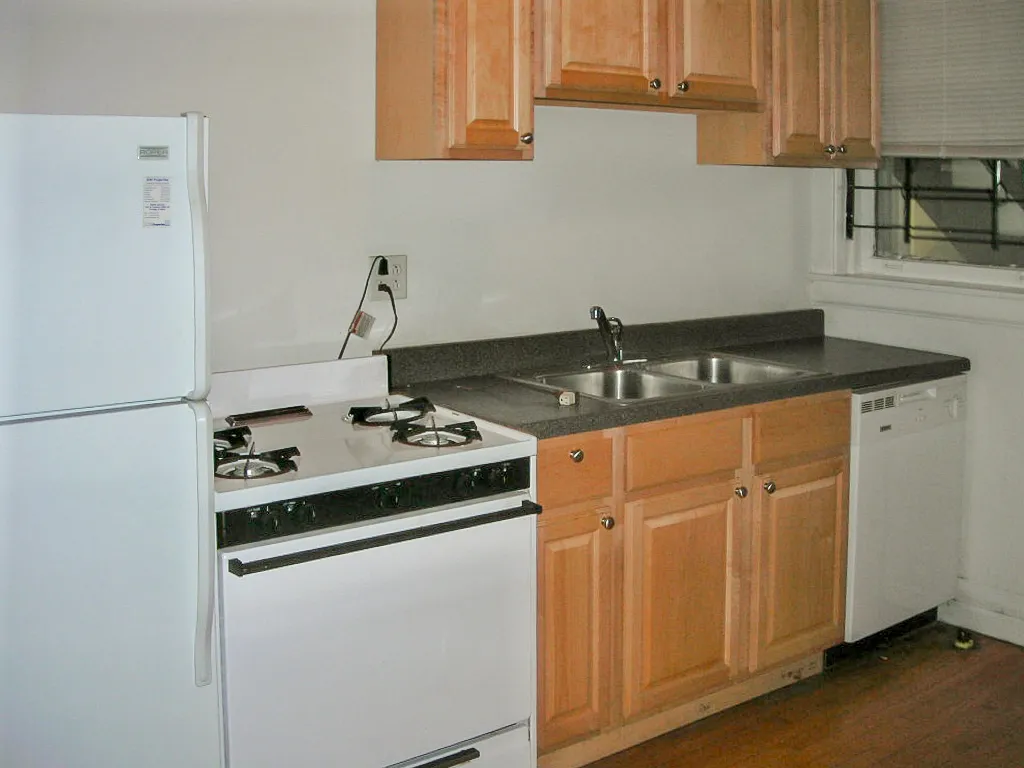 1949 W WINNEMAC AVE 60640-unit#1-Chicago-IL