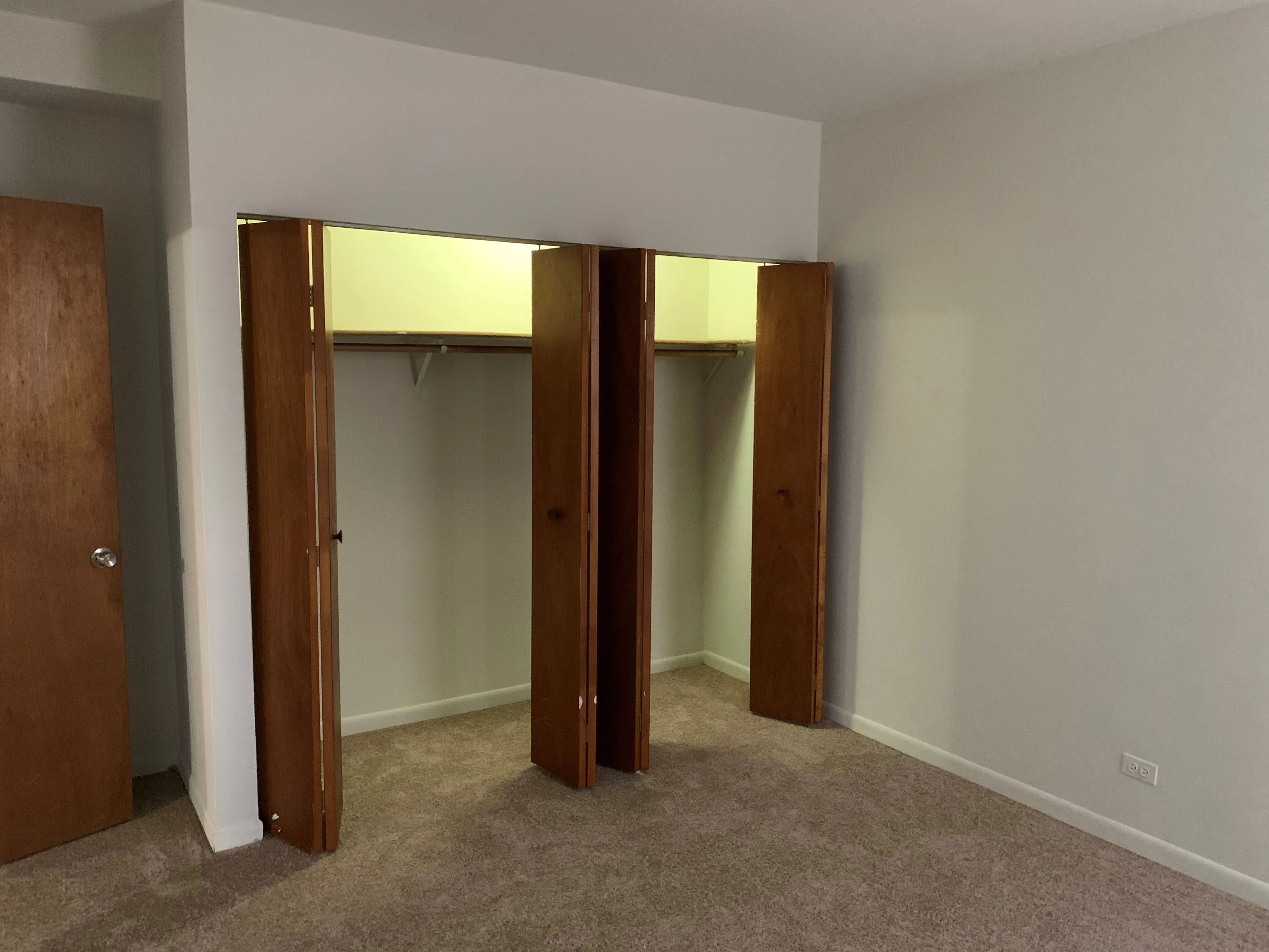 5726 N WINTHROP AVE 60660-unit#403-Chicago-IL