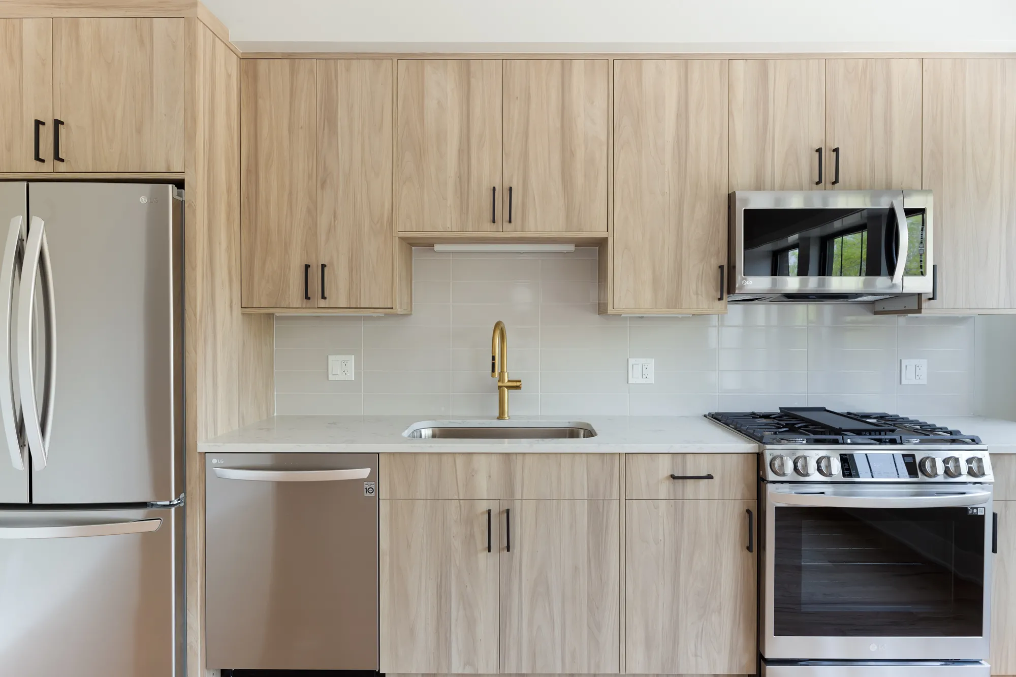 2017 W AINSLIE ST 60625-unit#2-Chicago-IL