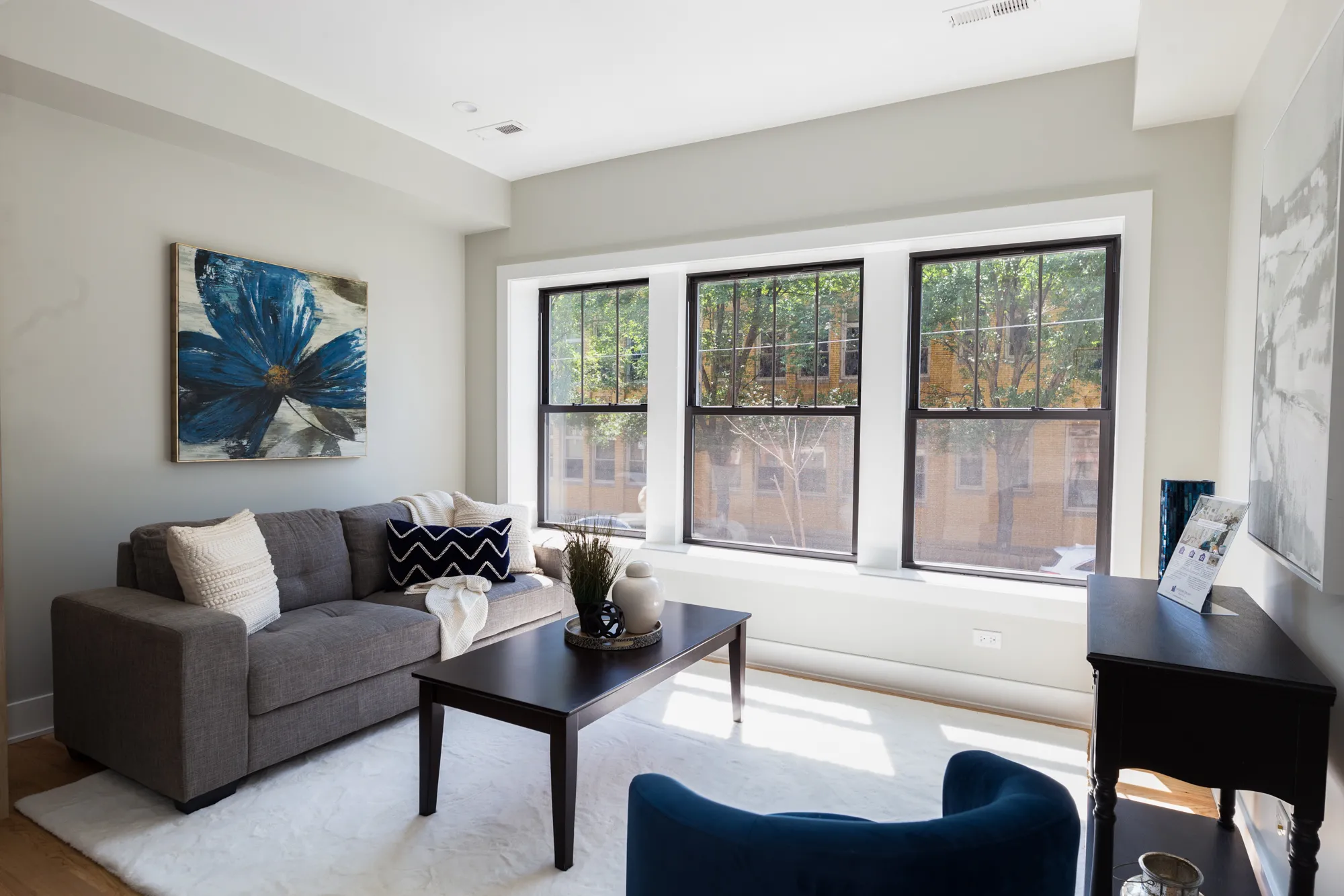 2015 W AINSLIE ST 60625-unit#1-Chicago-IL