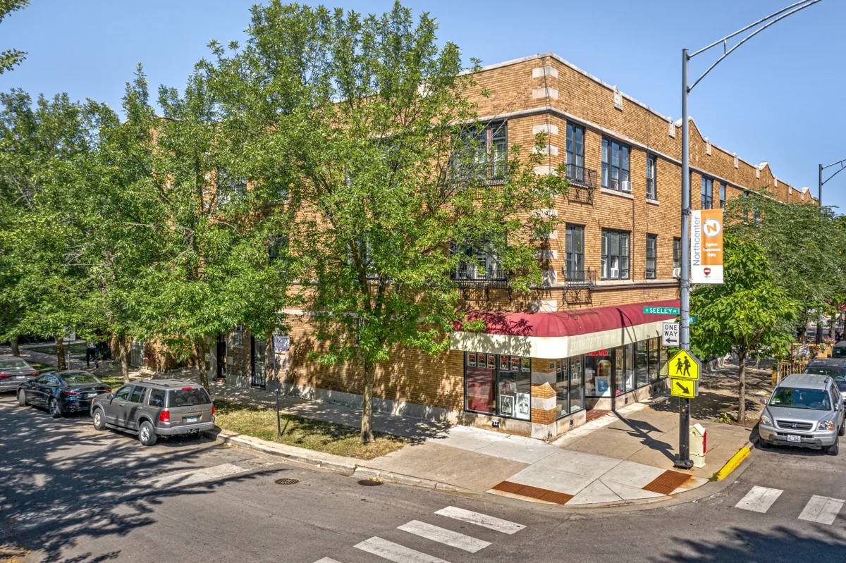 2020 W MONTROSE AVE 60618-unit#3D-Chicago-IL