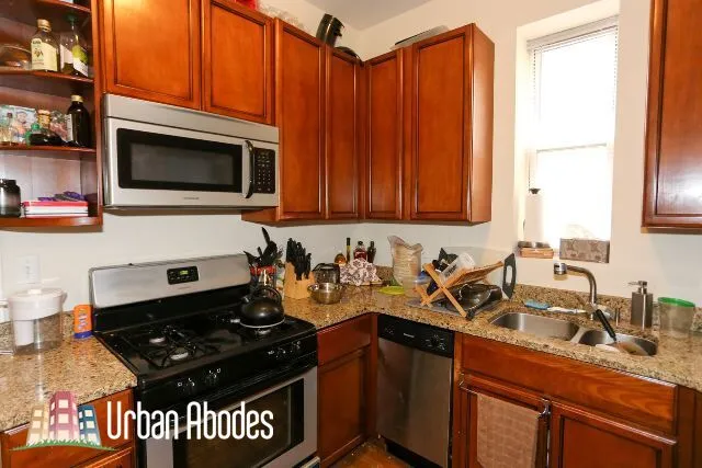 850 W FLETCHER ST 60657-unit#F2-Chicago-IL