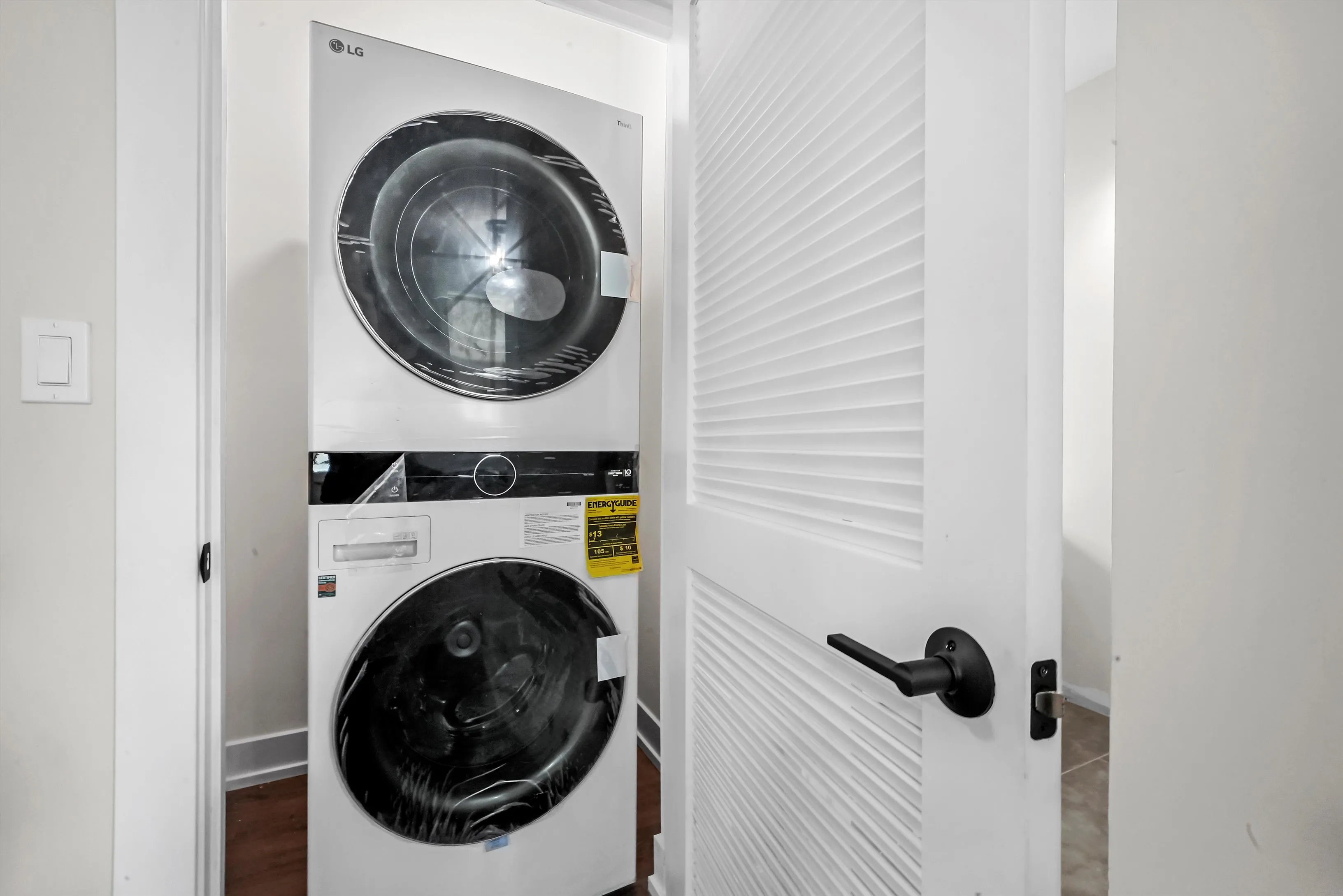 3556 W BELMONT AVE 60618-unit#2R-Chicago-IL