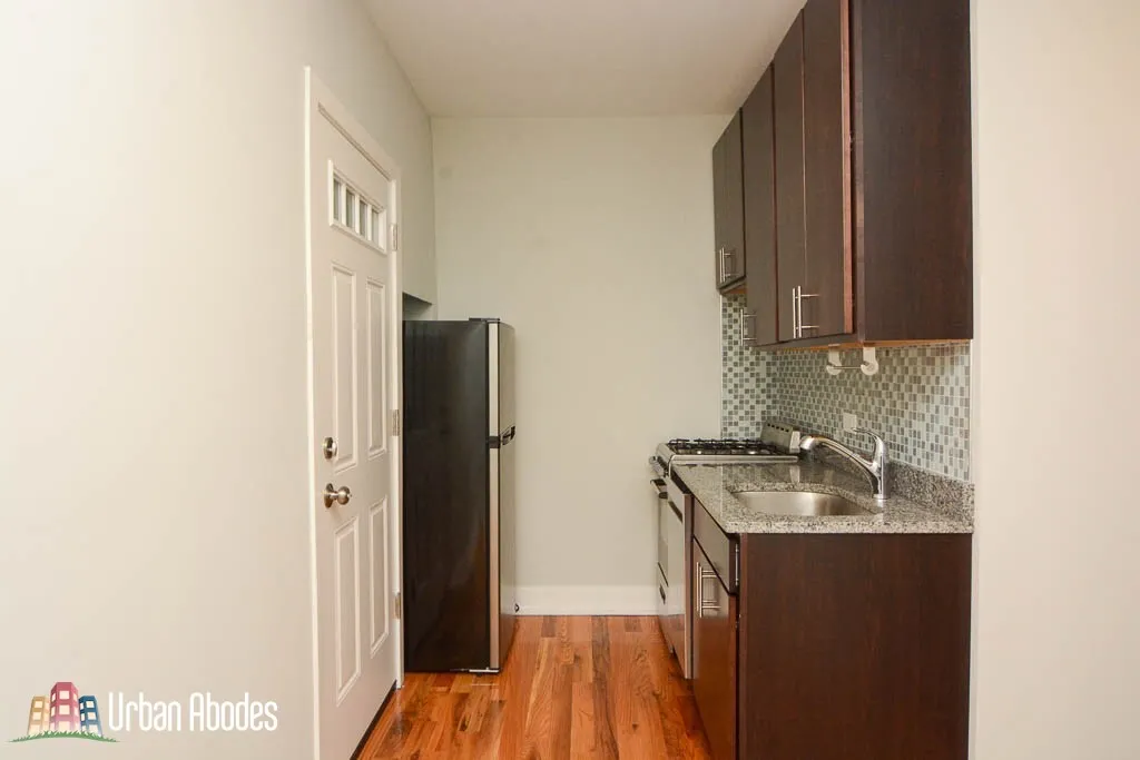 2904 N MDRED AVE 60657-unit#3i-Chicago-IL