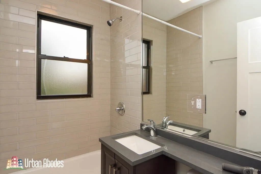 2904 N MDRED AVE 60657-unit#3i-Chicago-IL