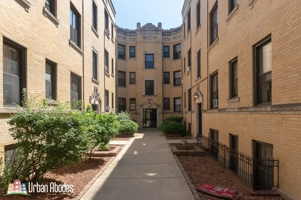 429 W BELDEN AVE 60614-unit#B206-Chicago-IL