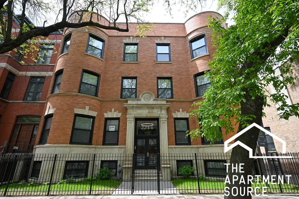 2244 N KENMORE AVE 60614-unit#2S-Chicago-IL
