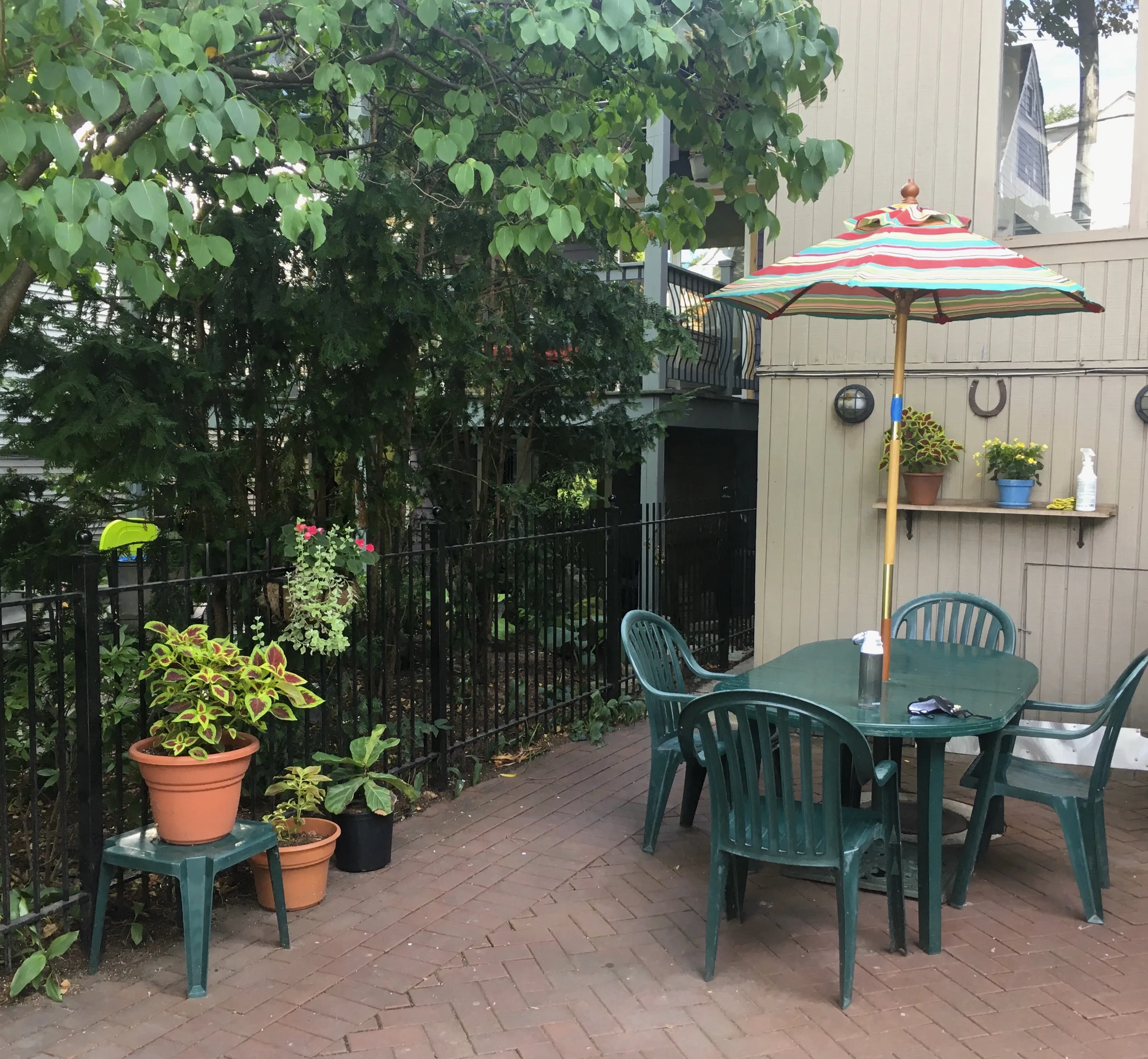 1242 W NELSON ST 60657-unit#1F-Chicago-IL