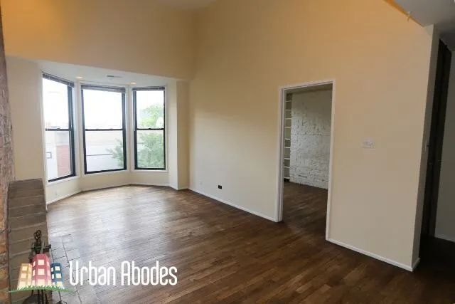 604 W SURF ST 60657-unit#3-Chicago-IL
