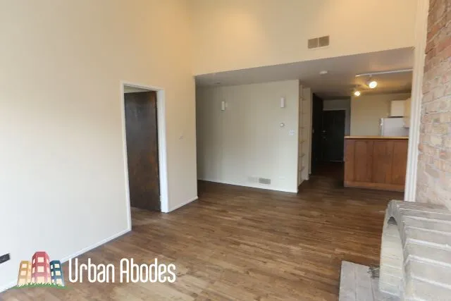 604 W SURF ST 60657-unit#3-Chicago-IL