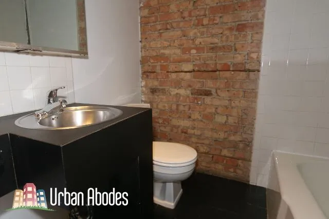 604 W SURF ST 60657-unit#3-Chicago-IL