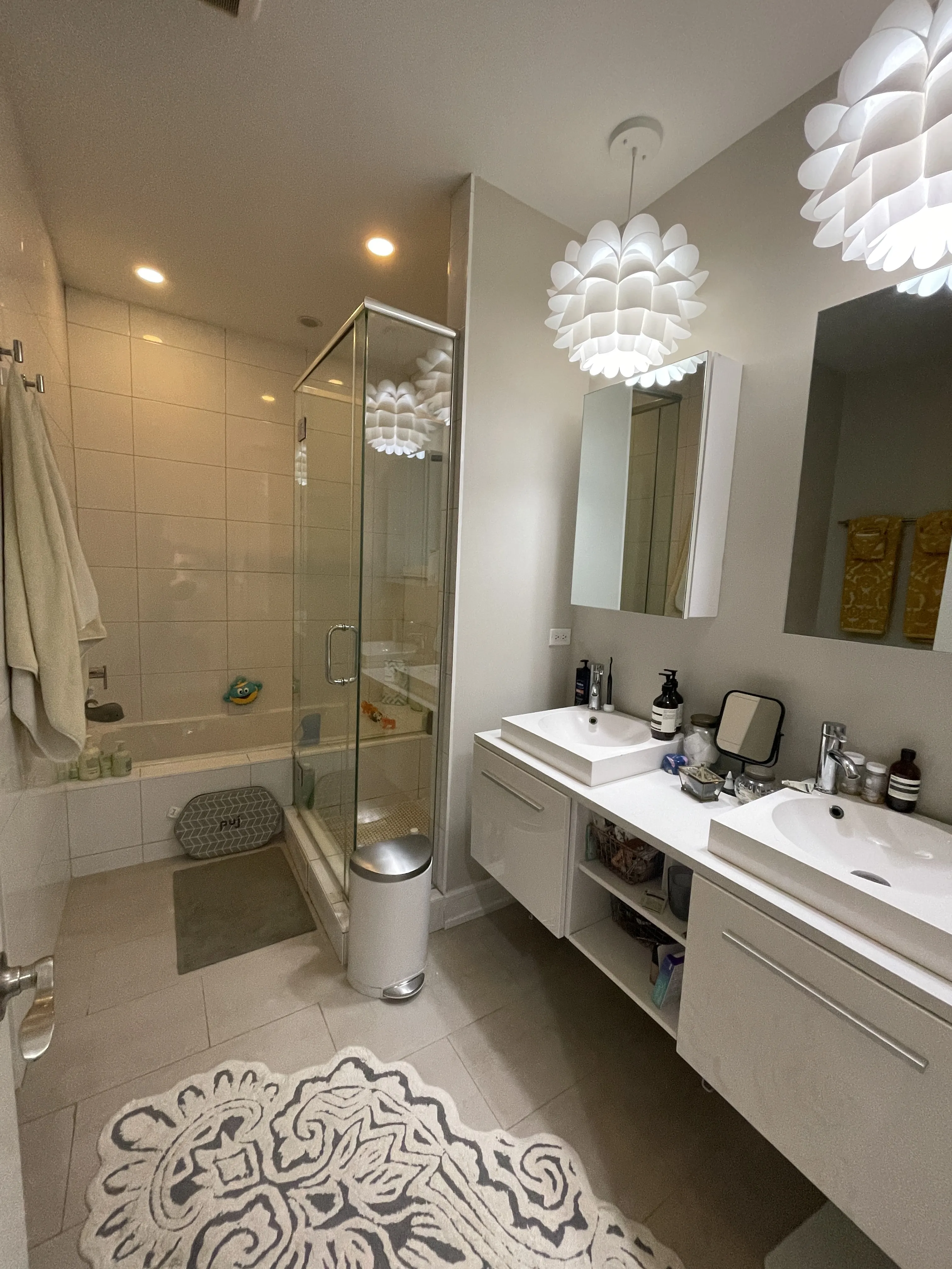 2412 W CORTLAND ST 60647-unit#1W-Chicago-IL