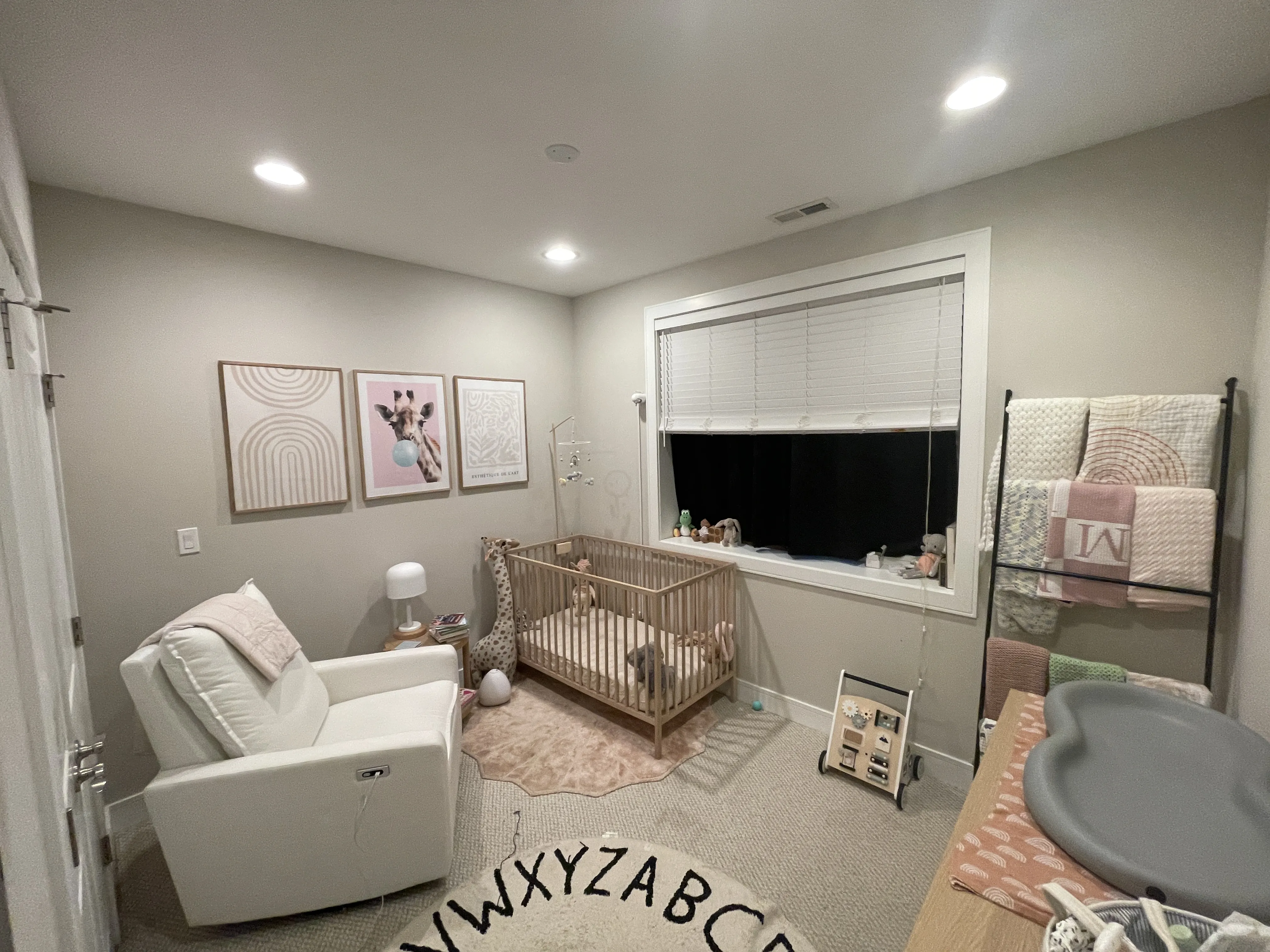 2412 W CORTLAND ST 60647-unit#1W-Chicago-IL