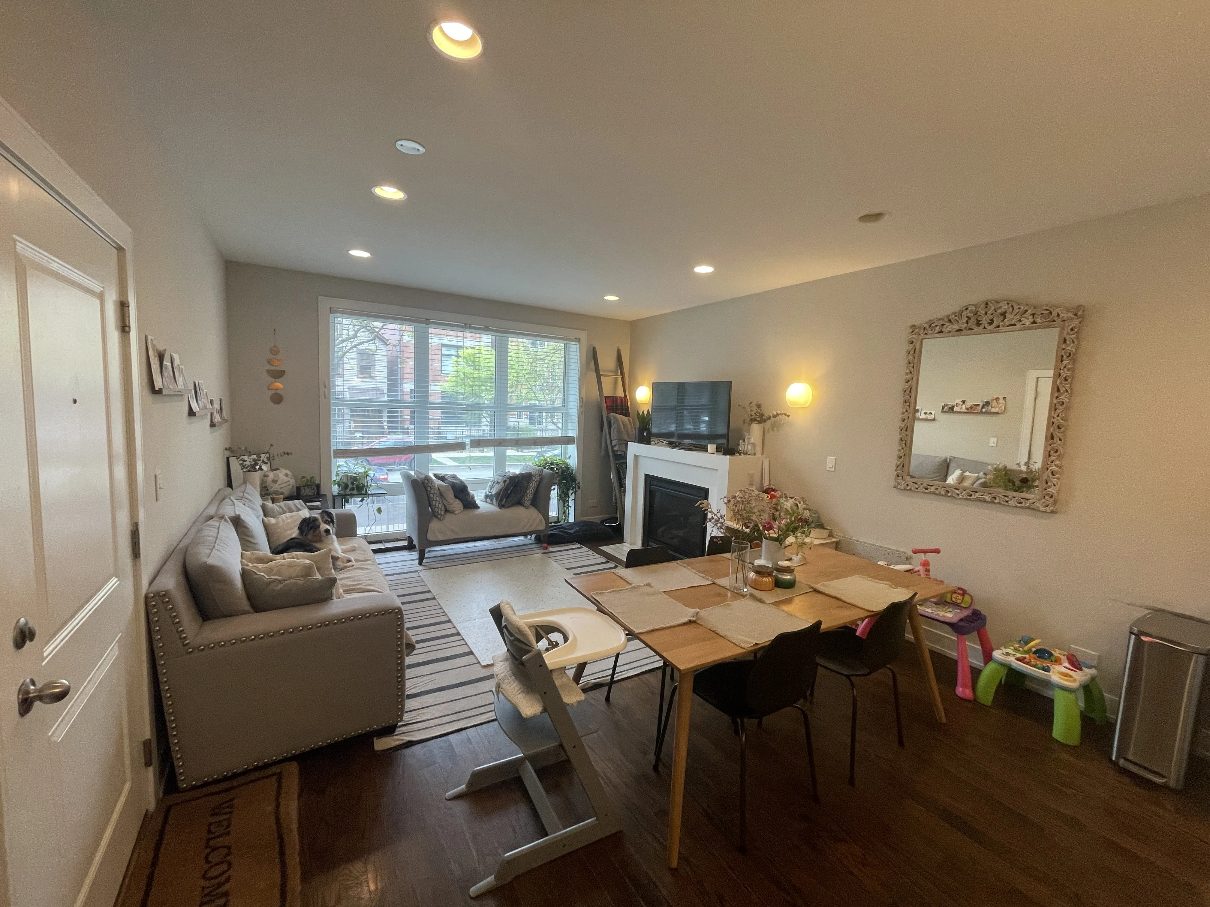 2412 W CORTLAND ST 60647-unit#1W-Chicago-IL