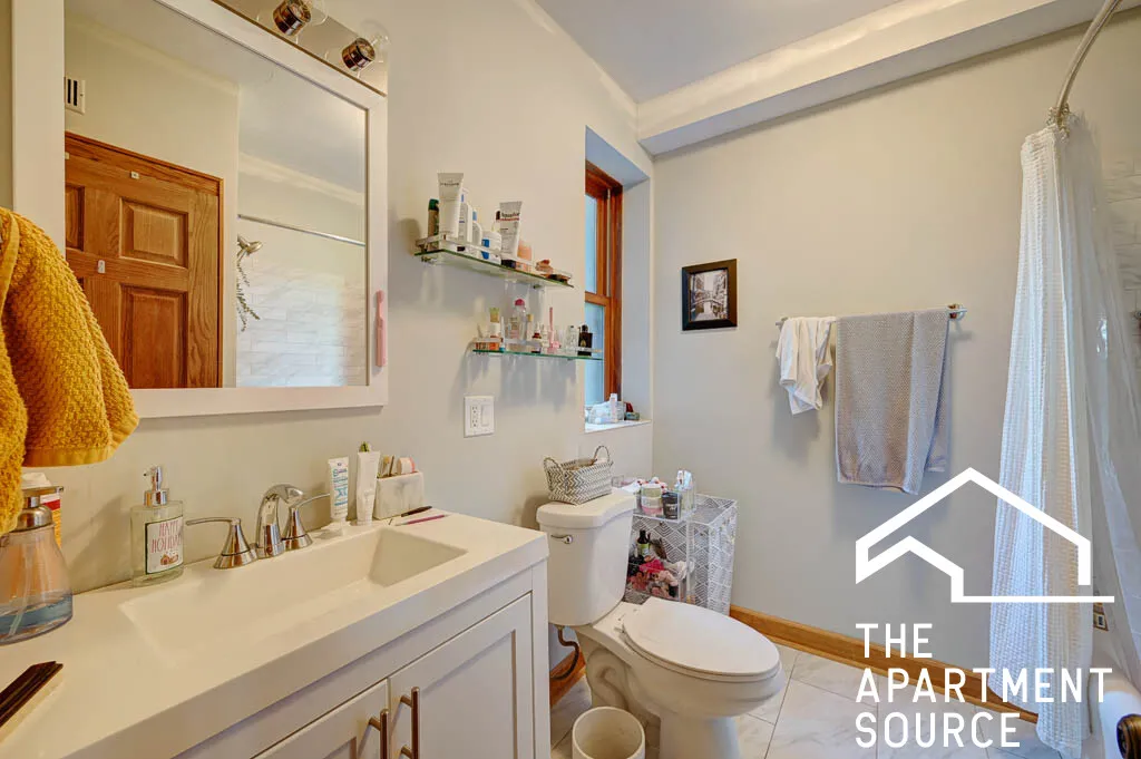 2618 N MOZART ST 60647-unit#1-Chicago-IL