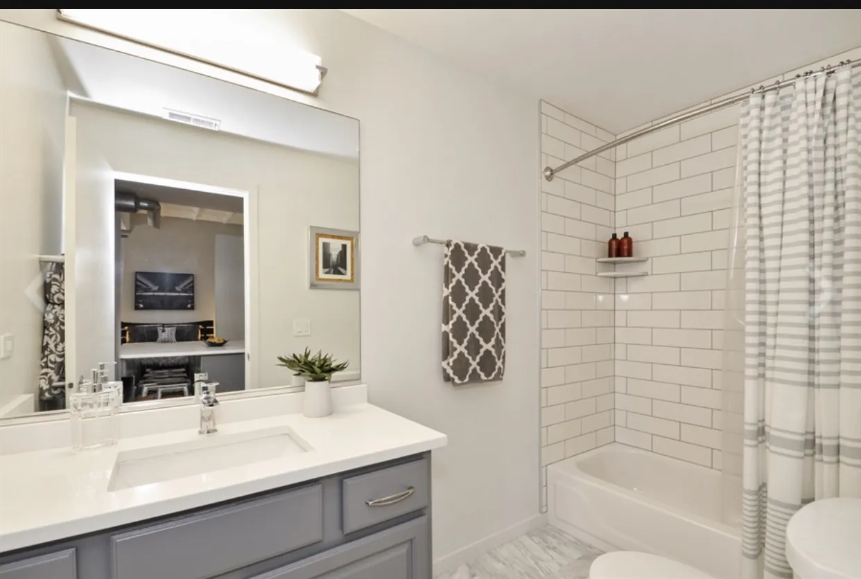 1307 S WABASH AVE 60605-unit#607-Chicago-IL