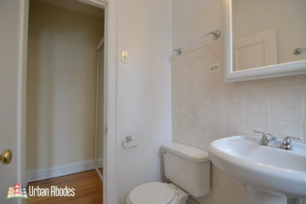 1164 N DEARBORN ST 60610-unit#205-Chicago-IL