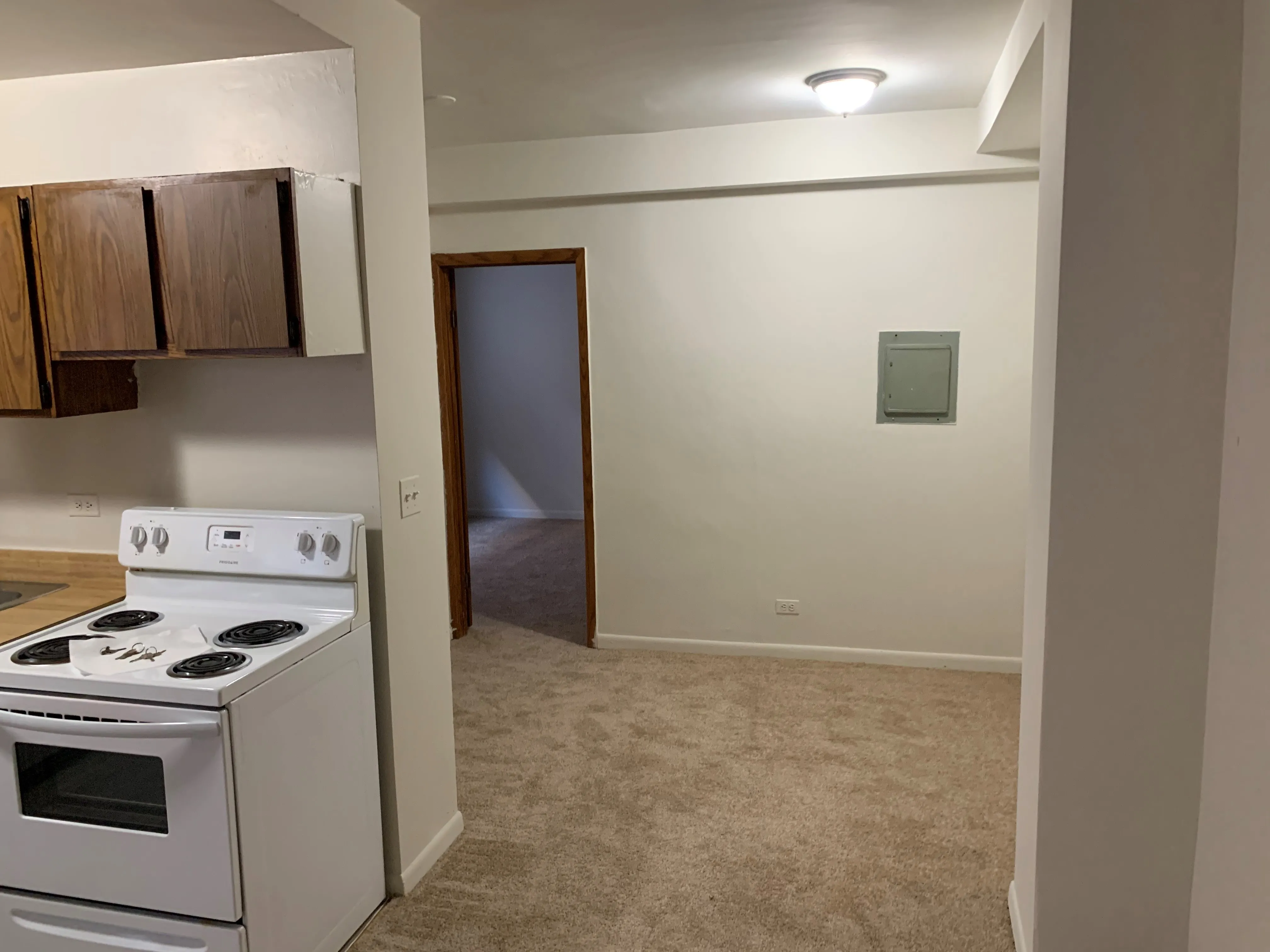 5726 N WINTHROP AVE 60660-unit#403-Chicago-IL