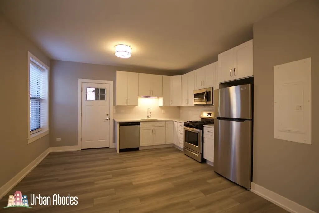 3939 N JANSSEN AVE 60613-unit#S4-Chicago-IL